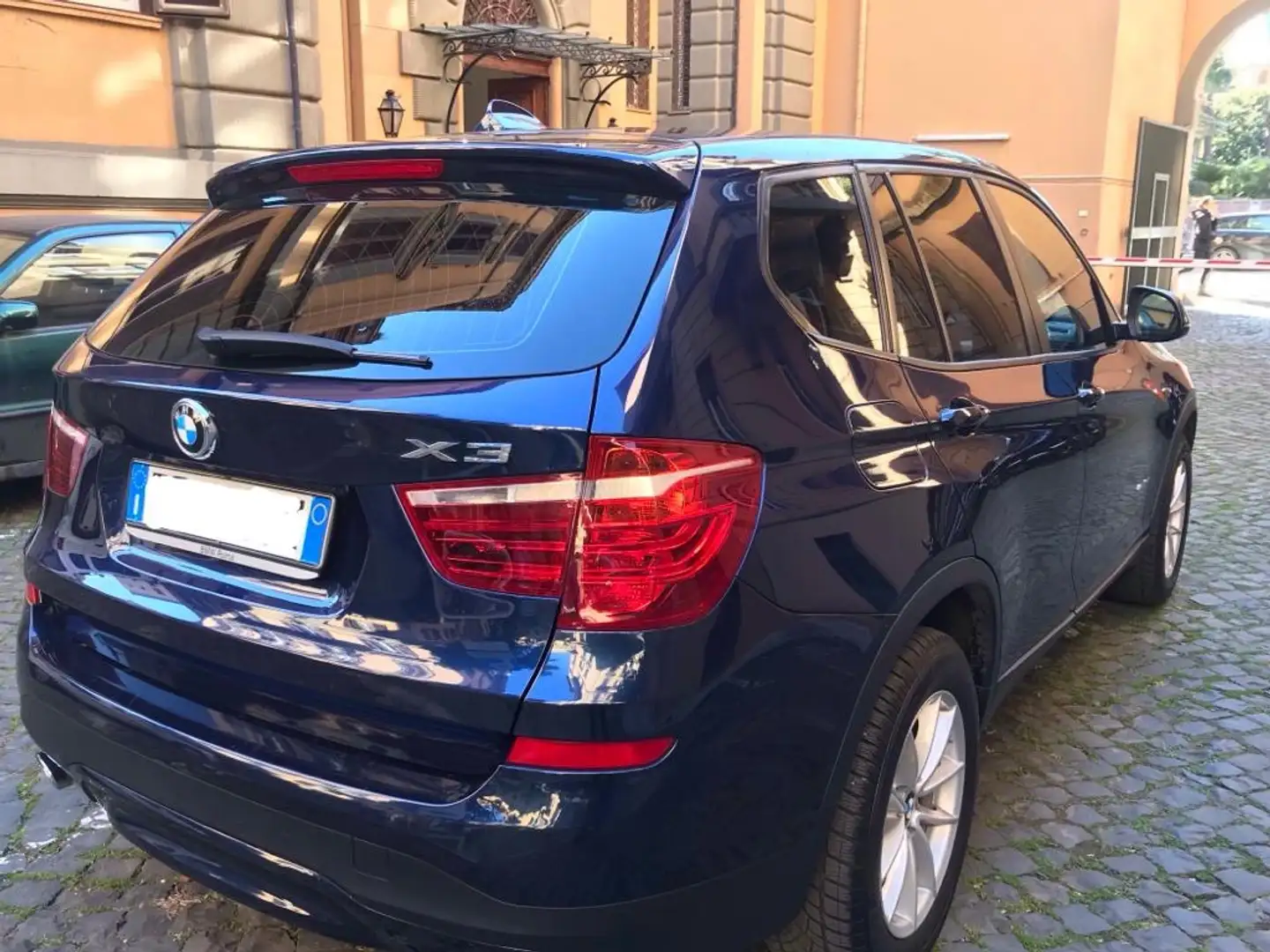 BMW X3 X3 SDrive18d Business Advantage auto Bleu - 2