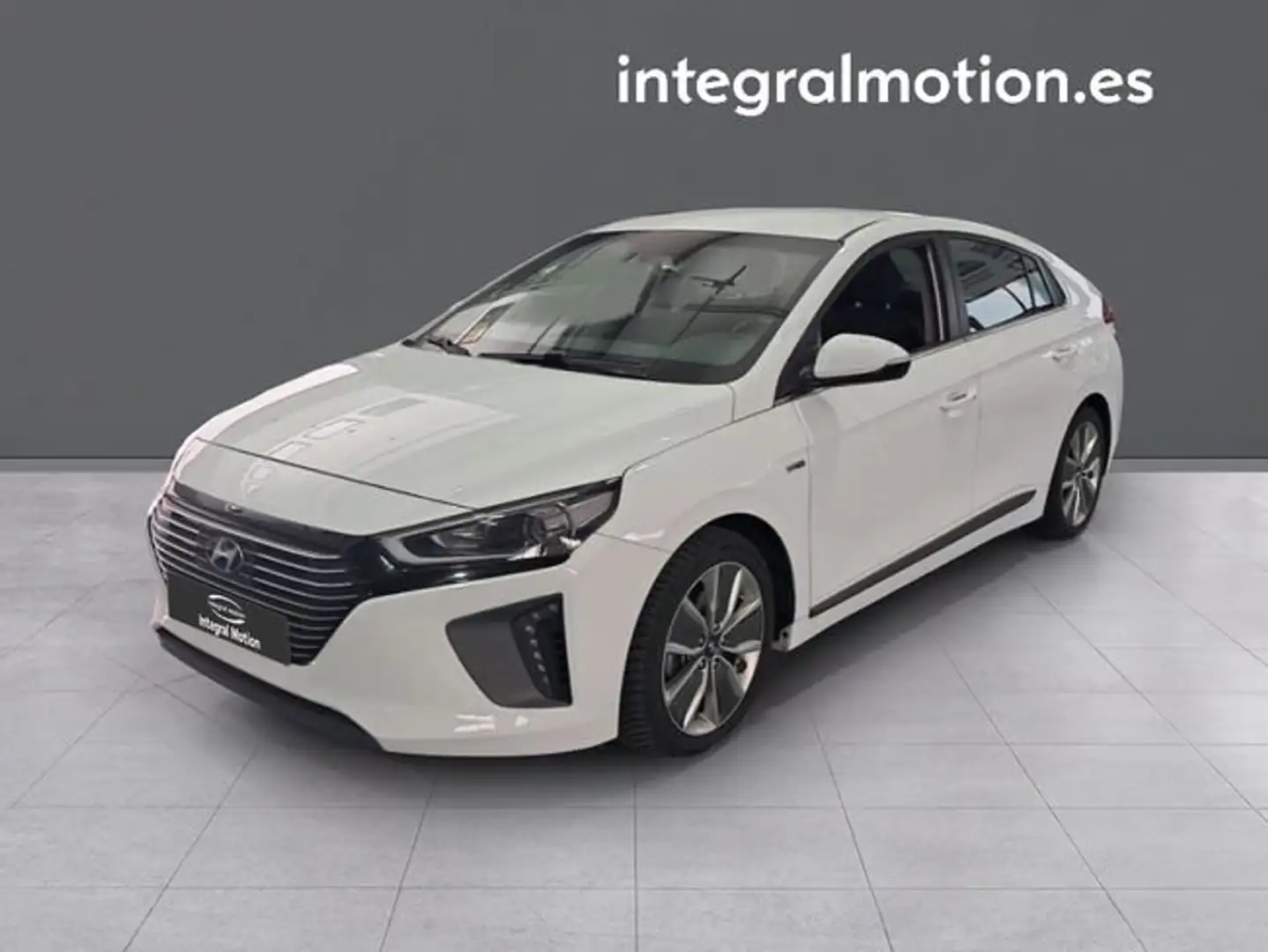 Hyundai IONIQ HEV 1.6 GDI Tecno Blanco - 1