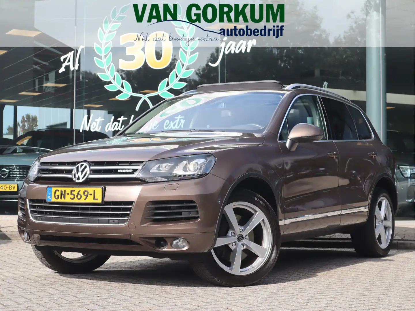 Volkswagen Touareg 3.0 TSI Hybrid Highline / Luchtvering Brun - 1