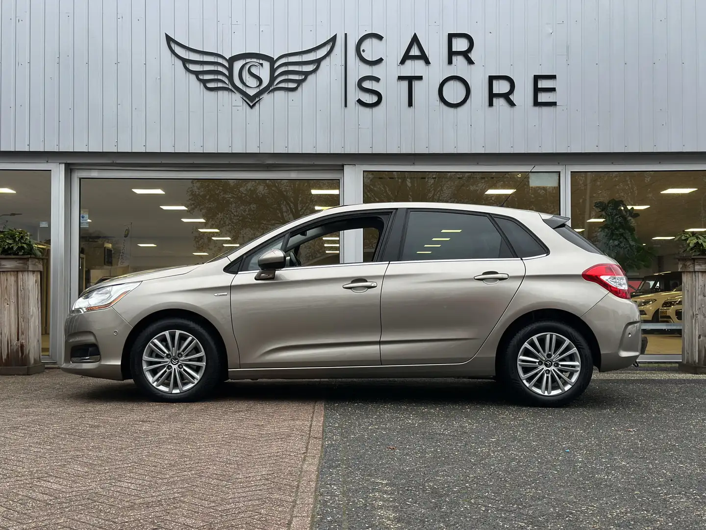 Citroen C4 1.6 THP Exclusive EGS |AUTOMAAT|MASSAGE|DANON|PDC| Beige - 2