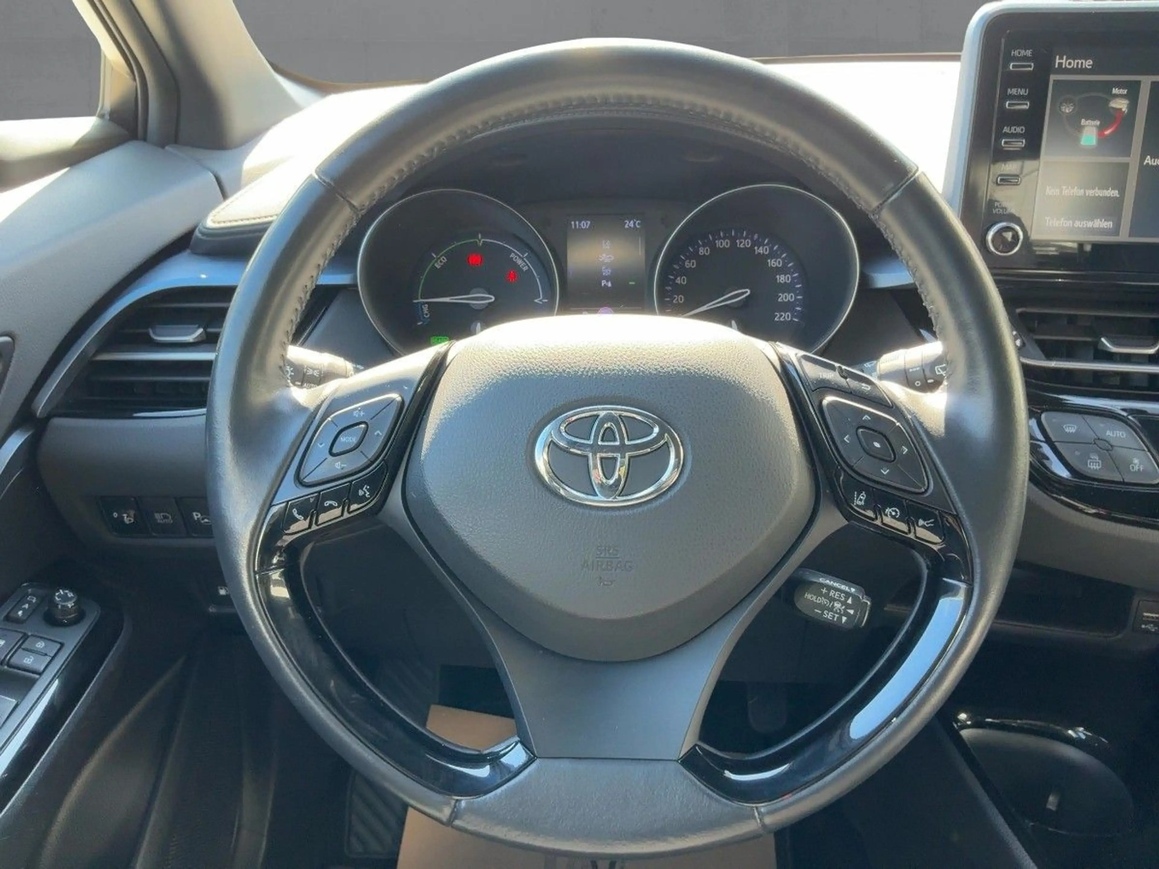 Toyota C-HR 2.0 Hybrid TEAM D Bi-LED+ACC+RFK+SHZ+DAB — photo 10