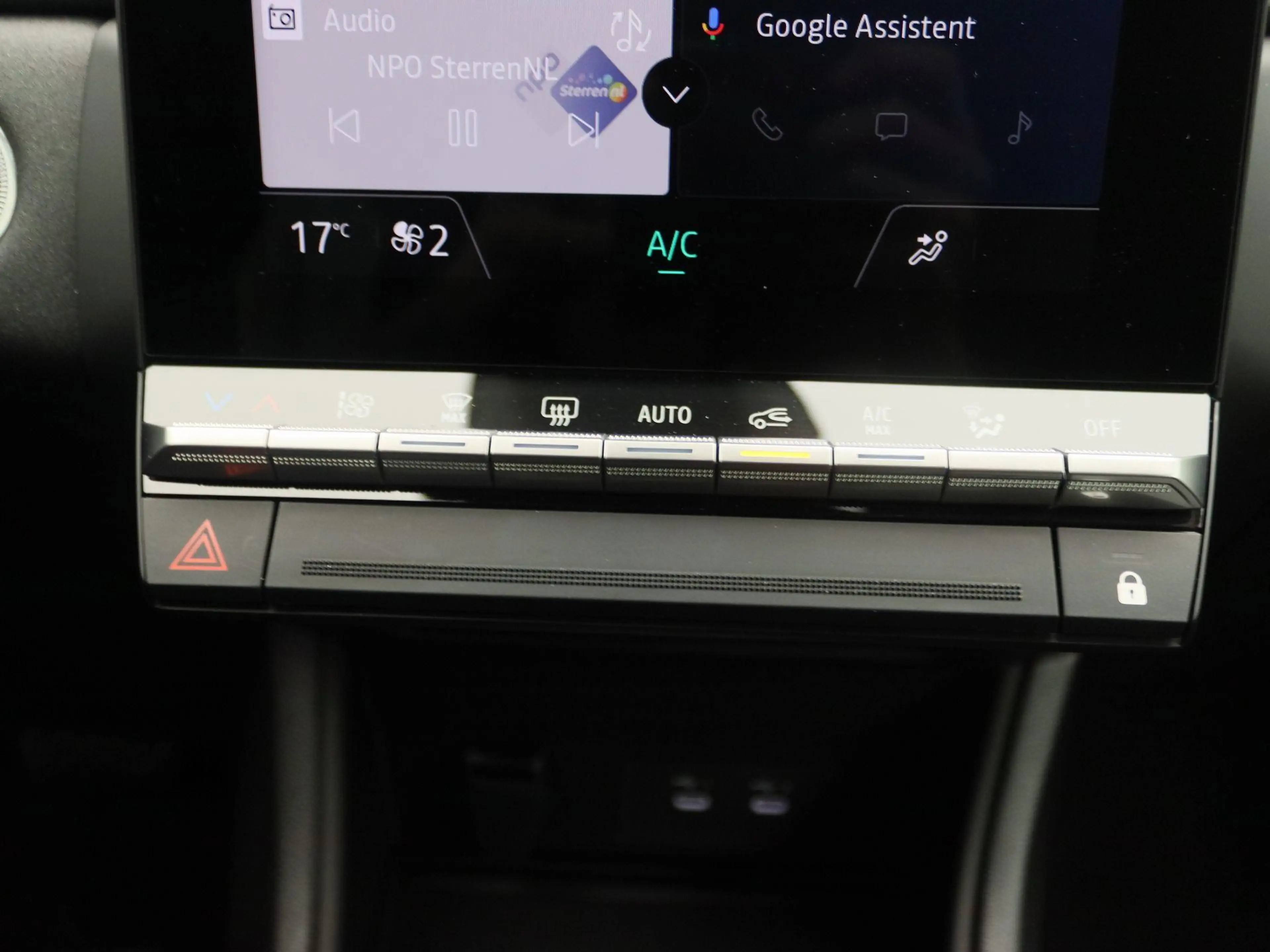Renault Captur E-Tech full hybrid 145 Techno | OpenR multimediasy — photo 10