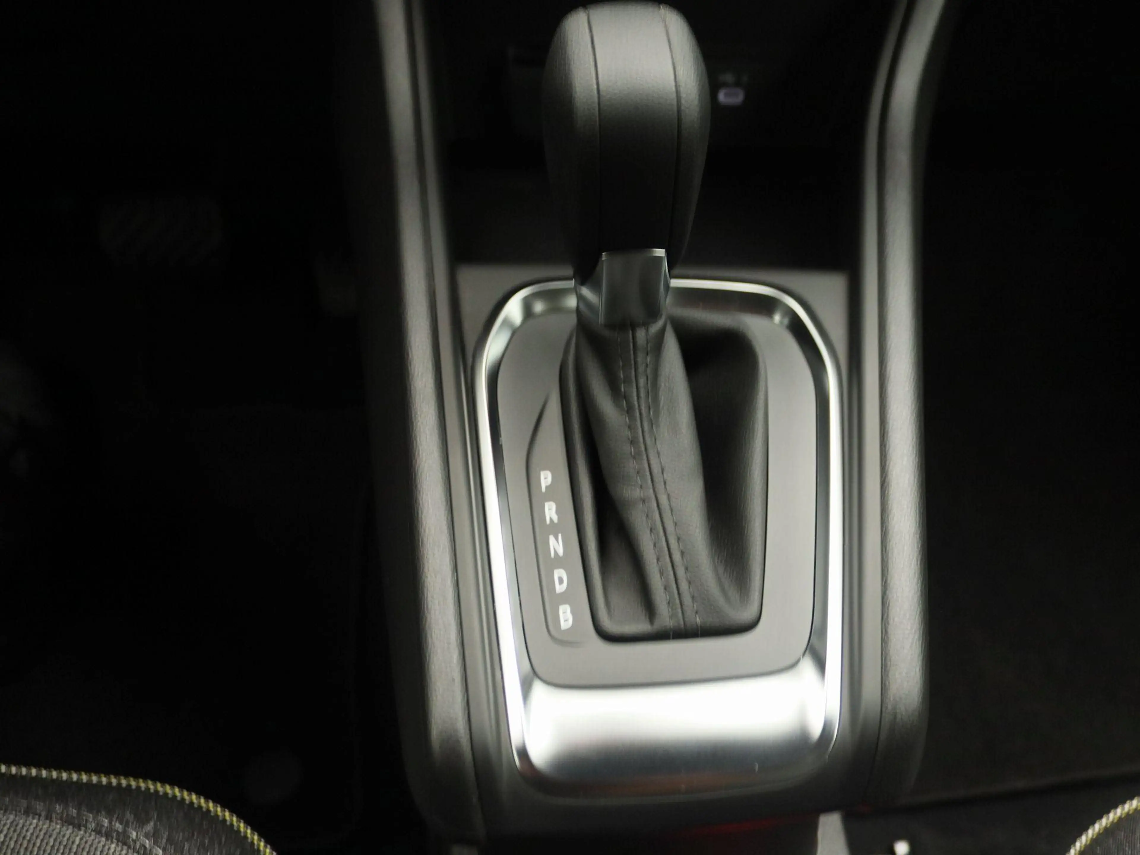 Renault Captur E-Tech full hybrid 145 Techno | OpenR multimediasy — photo 11