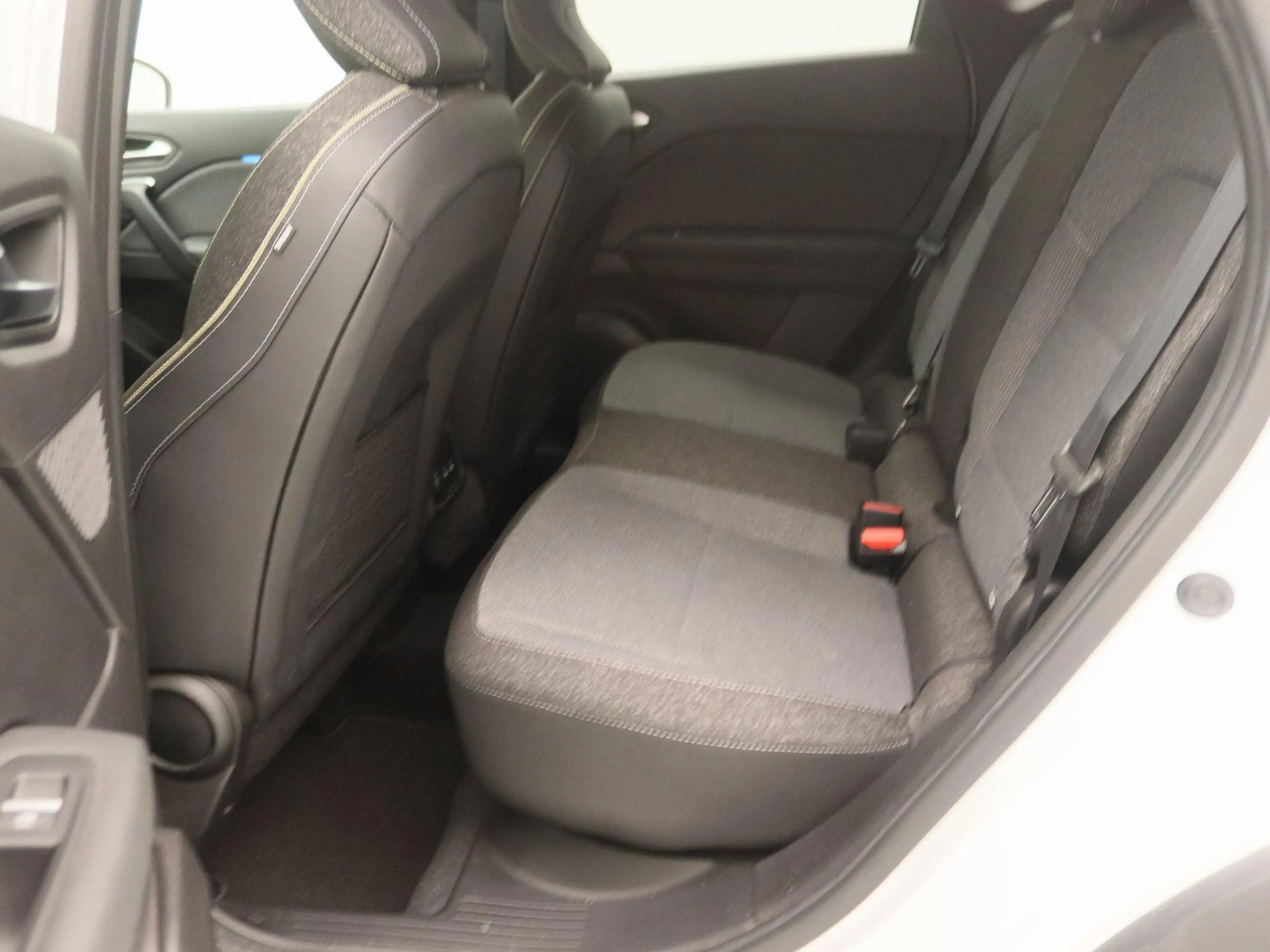 Renault Captur E-Tech full hybrid 145 Techno | OpenR multimediasy — photo 13