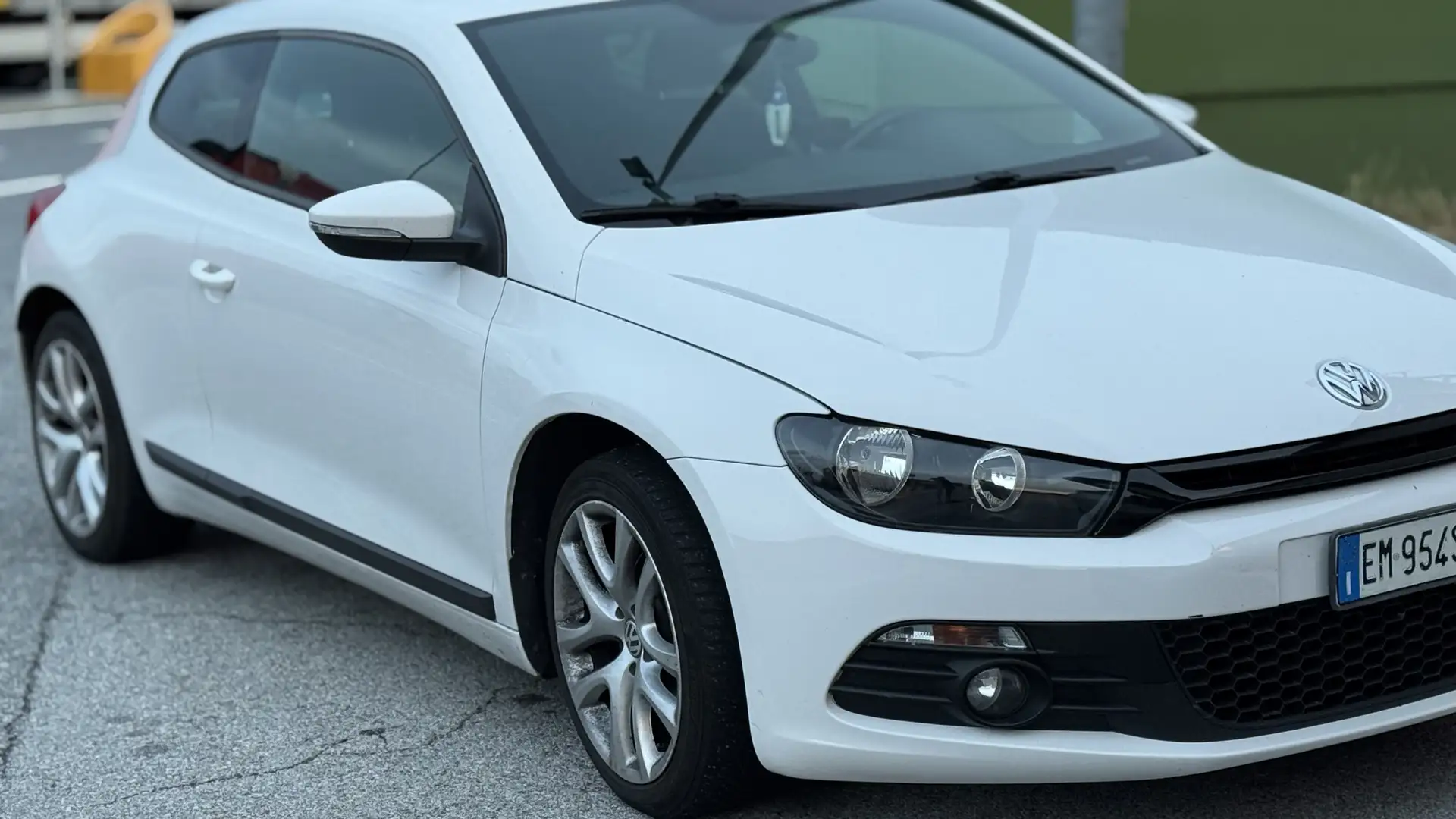 Volkswagen Scirocco 1.4 tsi 122cv - 2