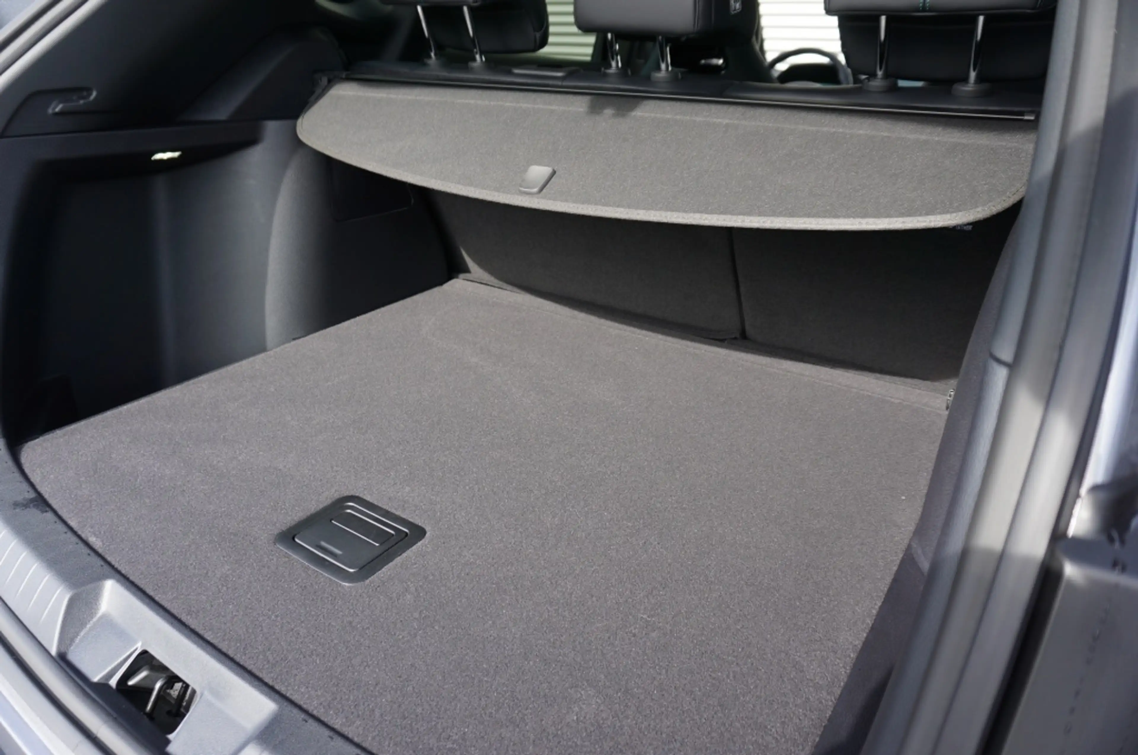 BYD Seal U 1.5 Turbo DM-i AWD Design 323 pk | 1.300 TREKGEWIC — photo 11