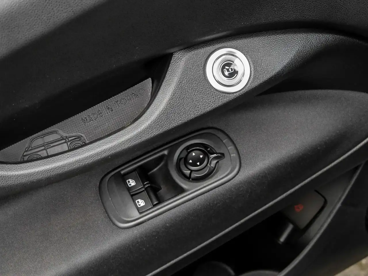 Fiat 500e Neuer 500 Action*PDC*SHZ*CarPlay*Klima* 10