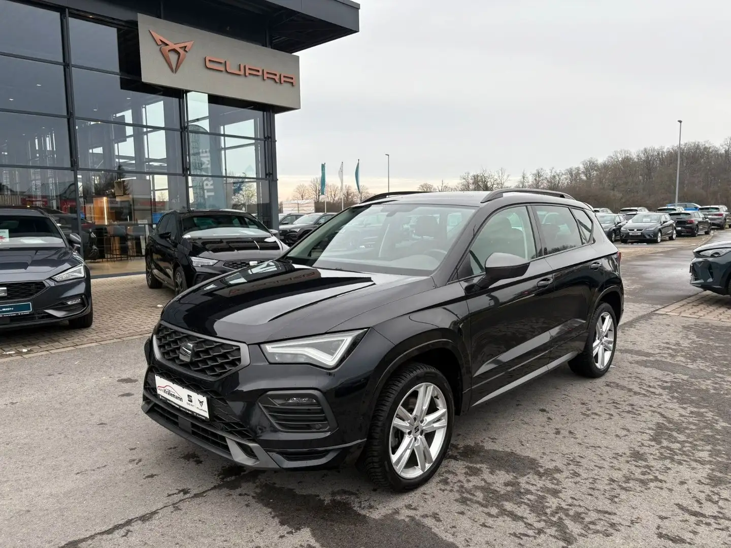 SEAT Ateca FR 2,0 TDI DSG *Navi*AHK* Schwarz - 1