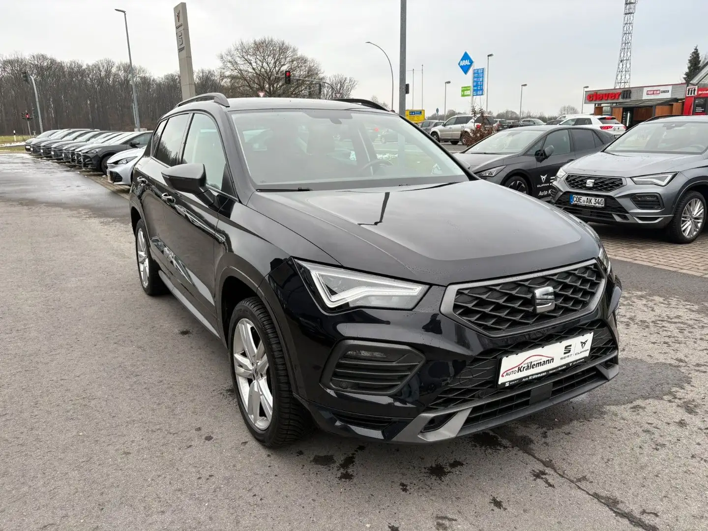 SEAT Ateca FR 2,0 TDI DSG *Navi*AHK* Schwarz - 2