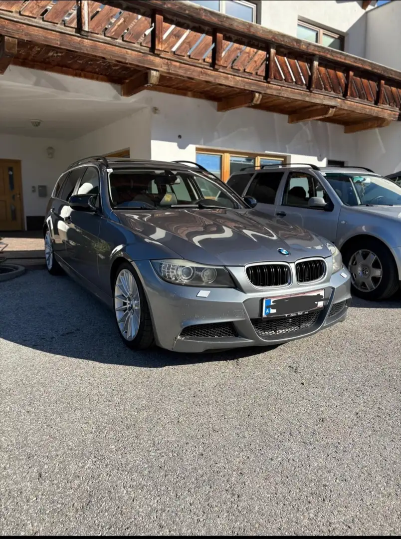 BMW 330 330d DPF Touring Aut. - 1