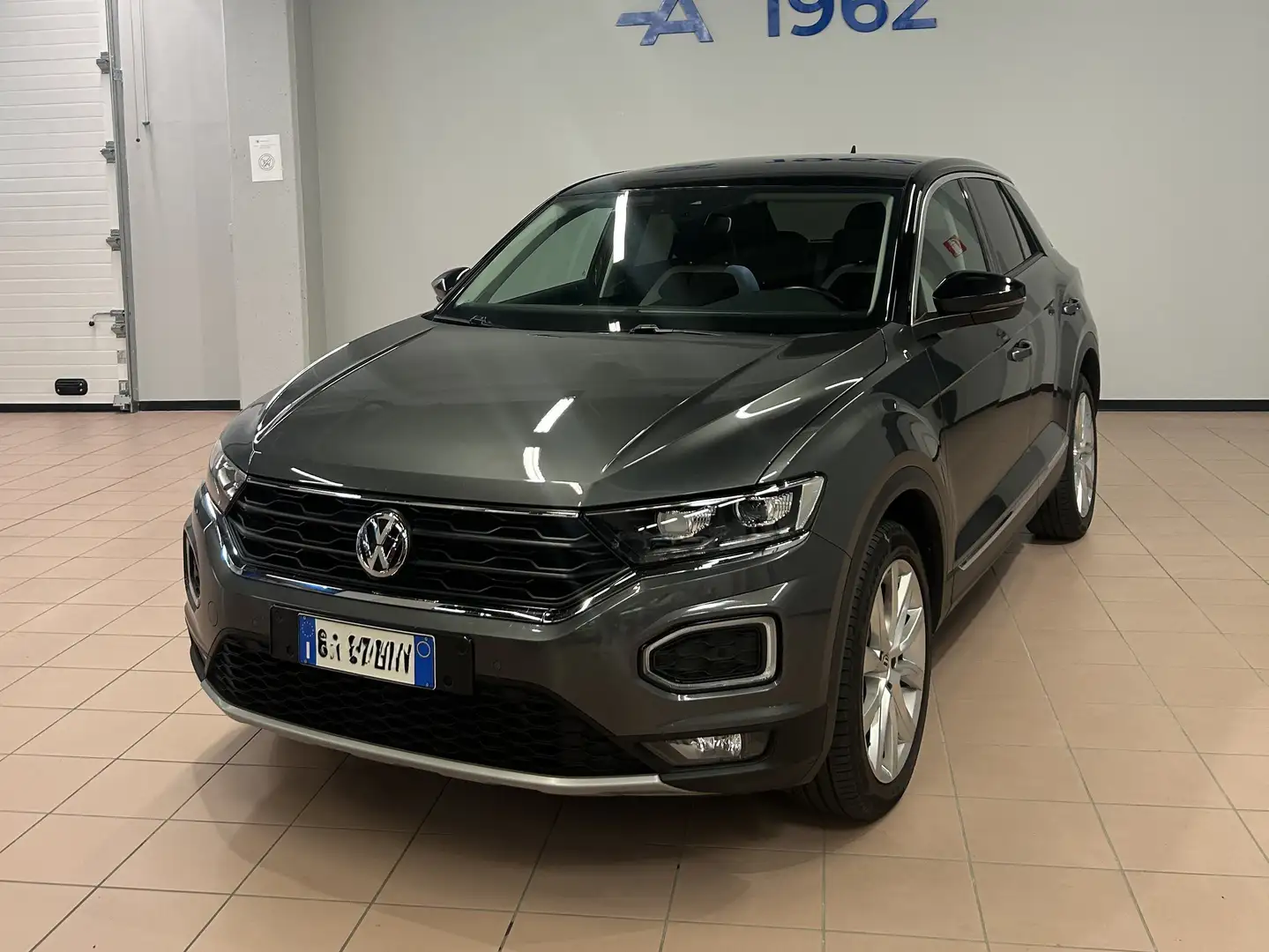 Volkswagen T-Roc T-Roc 2017 2.0 tdi Advanced 150cv dsg Grijs - 1