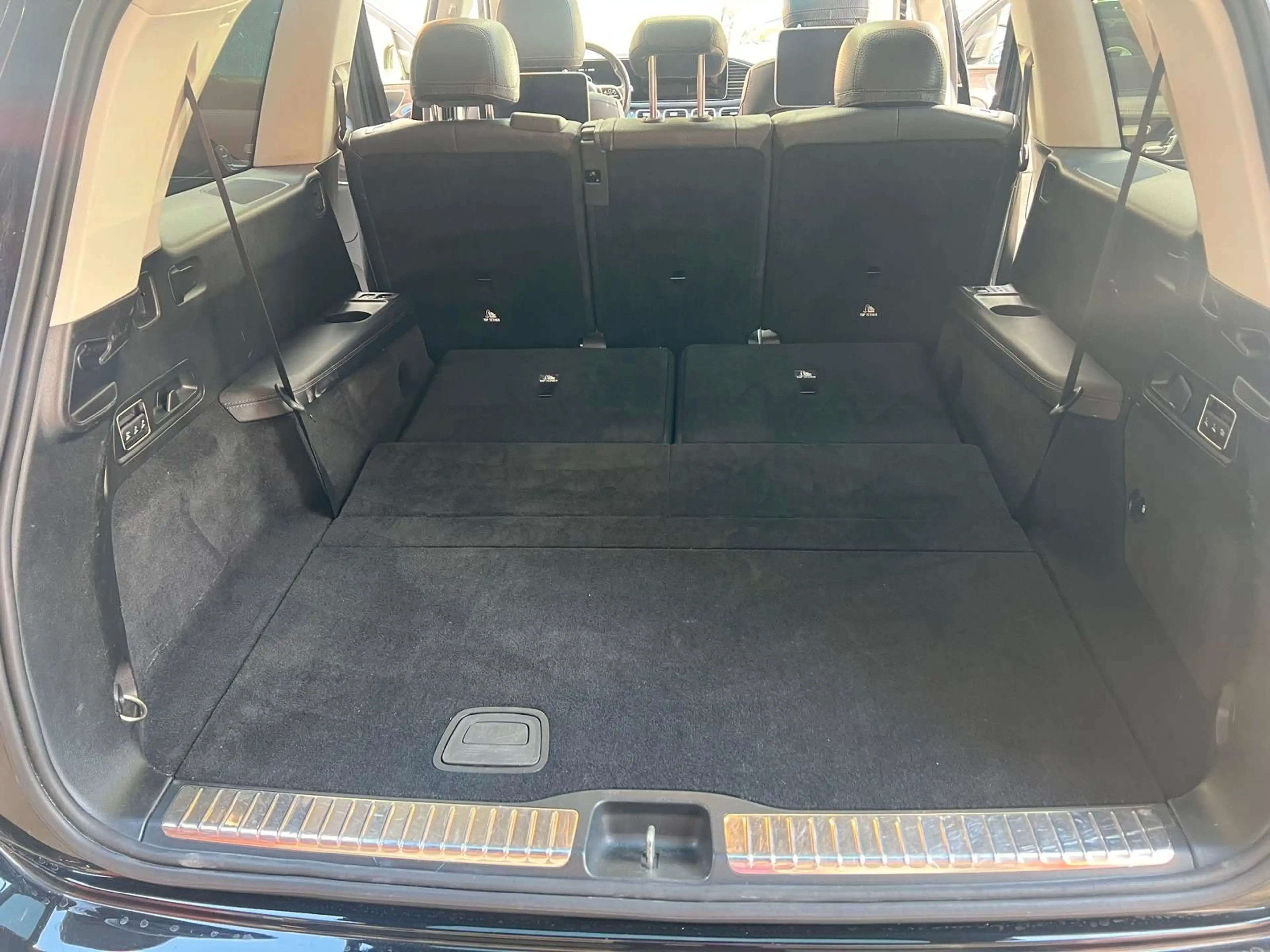 Mercedes-Benz GLS 350 GLS GLS 350 d 4Matic — photo 8