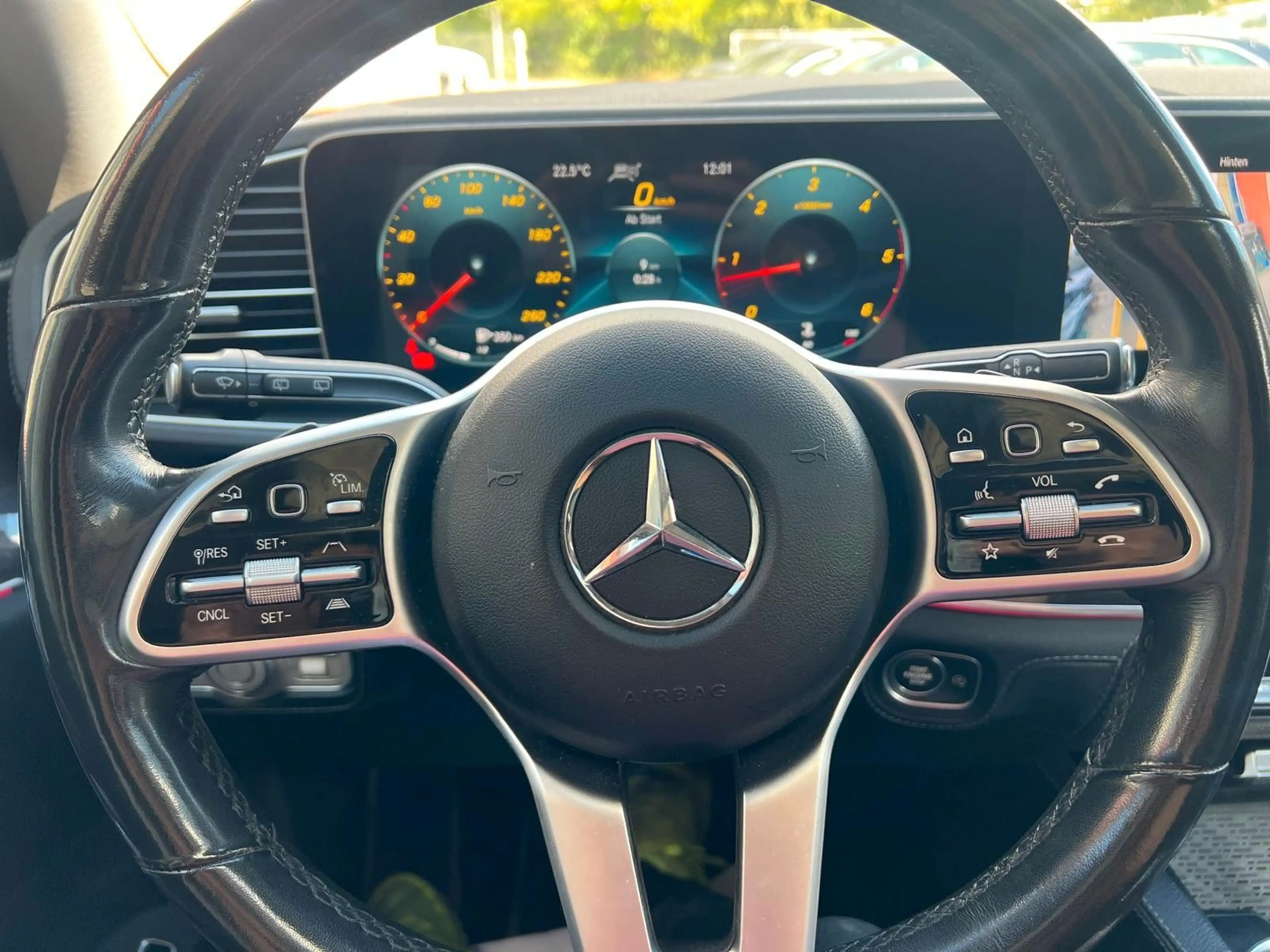 Mercedes-Benz GLS 350 GLS GLS 350 d 4Matic — photo 24