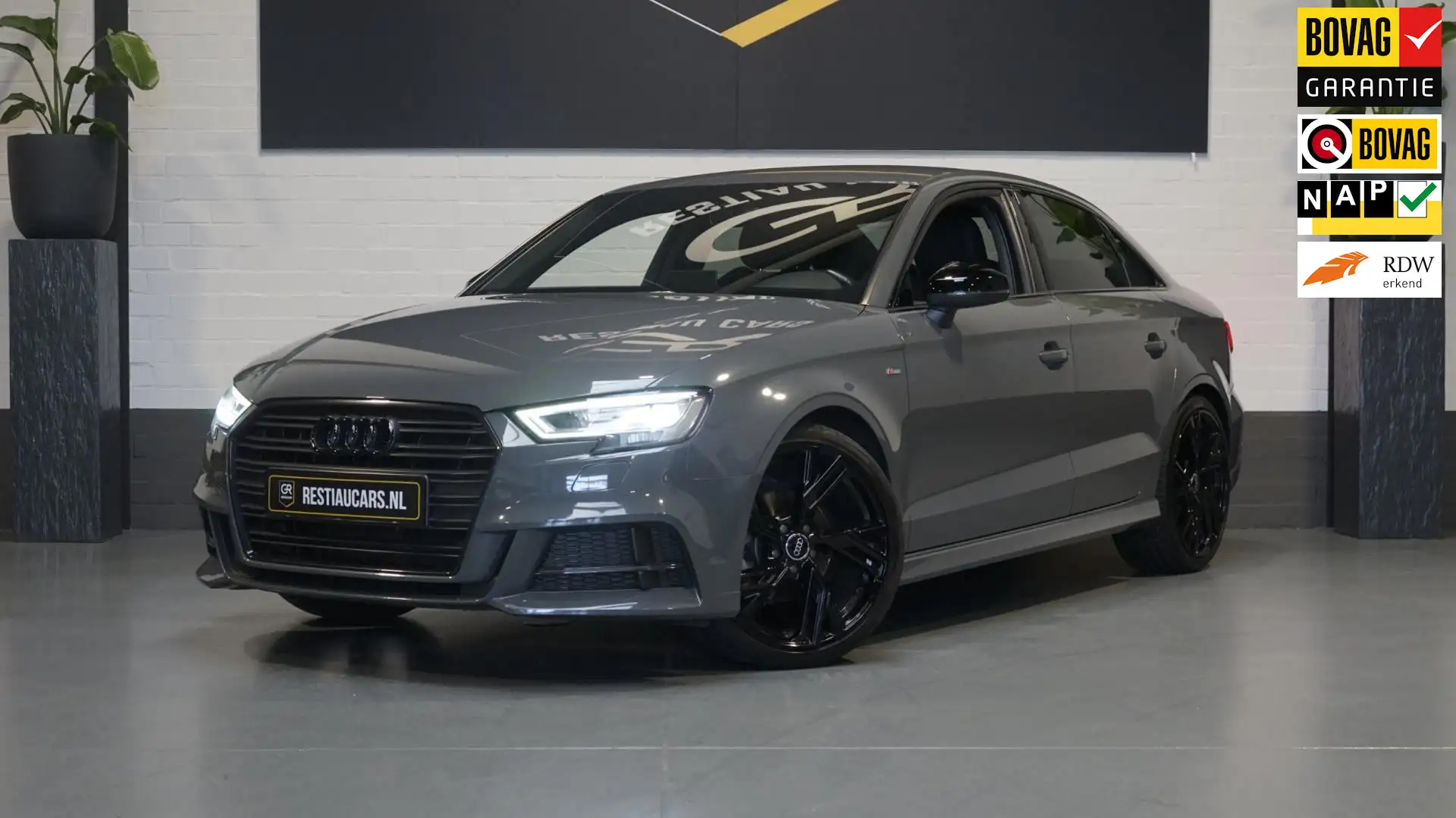 Audi A3 Limousine 3x S-Line 1.0 TFSI AUTOMAAT-BLACK OPTIK- Grigio - 1