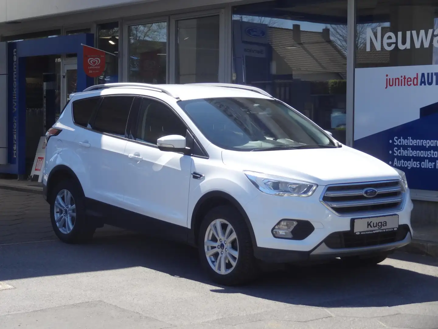 Ford Kuga 1.5 Cool & Connect TWA AHK behWSS Navi ALU Wit - 2