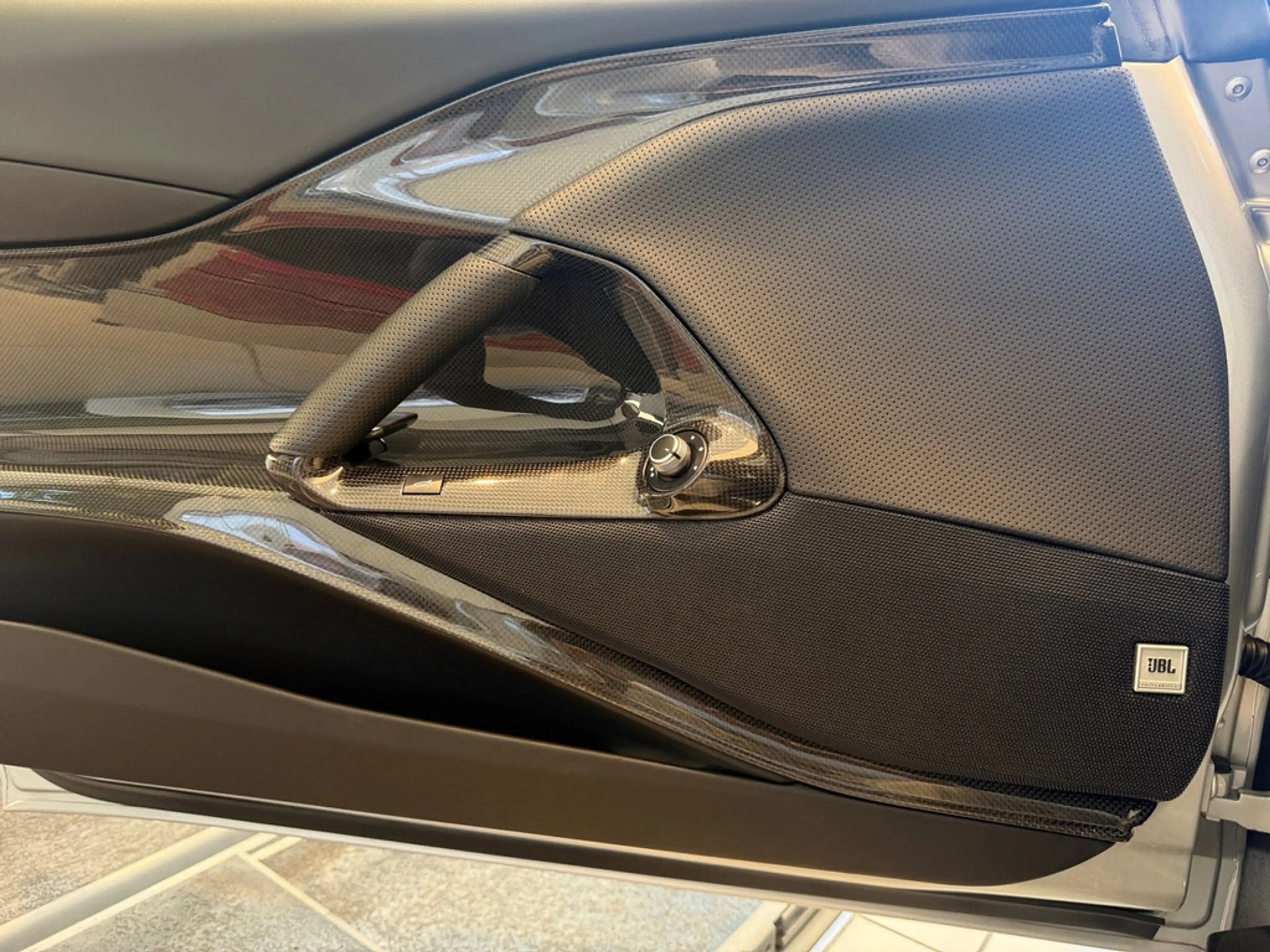 Ferrari 812 Superfast Painted Shields*Racing Seats — photo 14