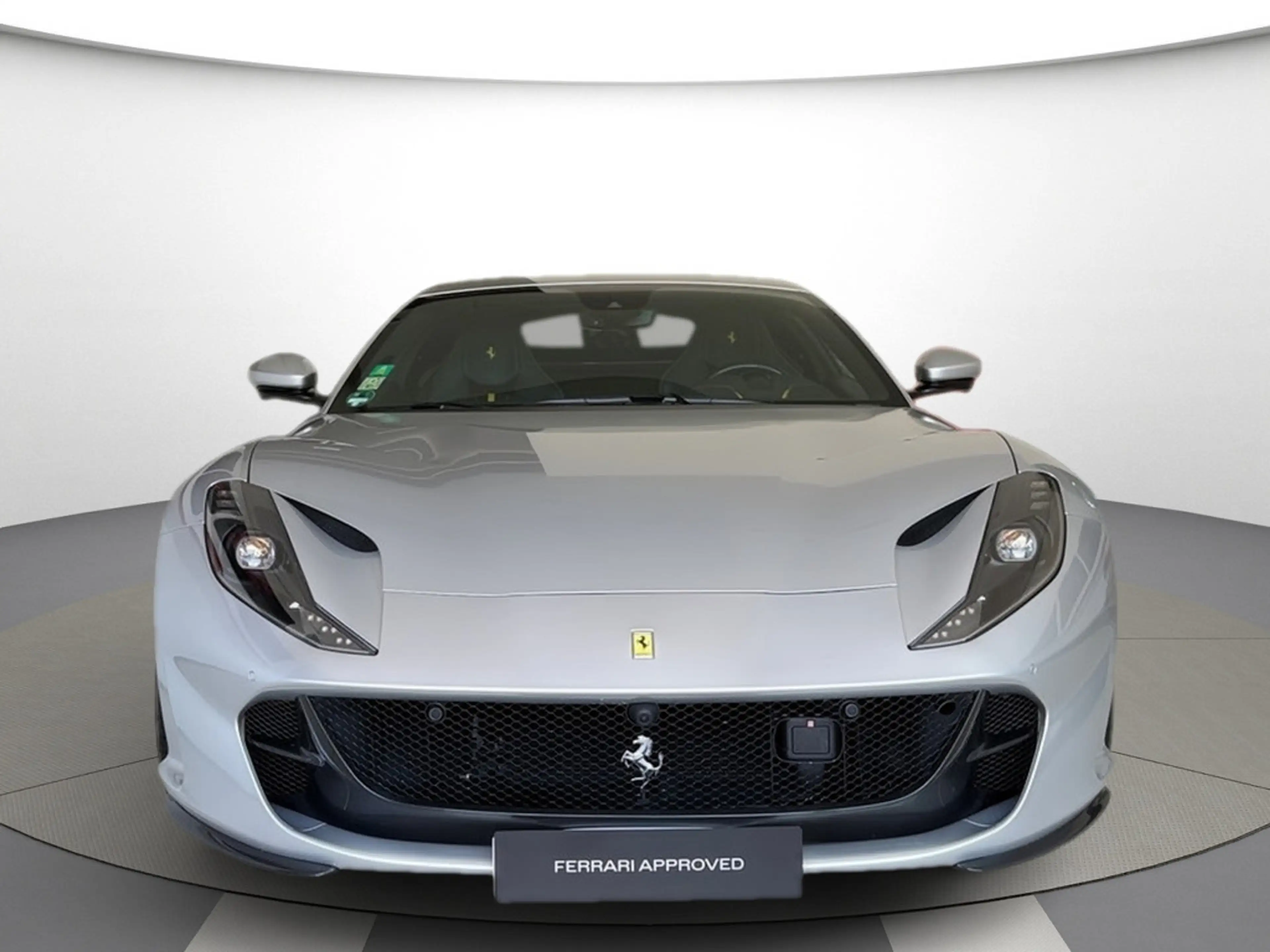 Ferrari 812 Superfast Painted Shields*Racing Seats — photo 3