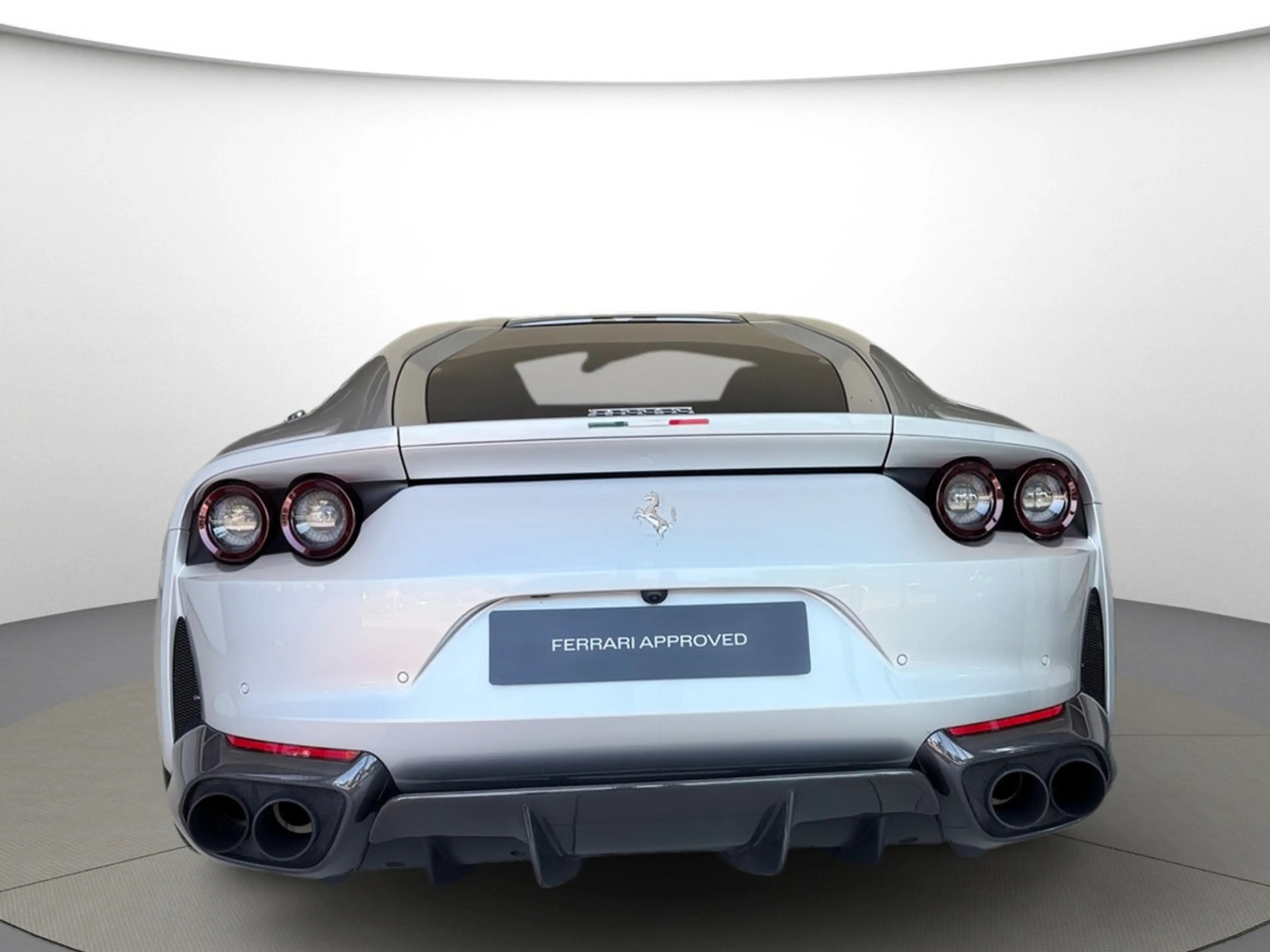 Ferrari 812 Superfast Painted Shields*Racing Seats — photo 4