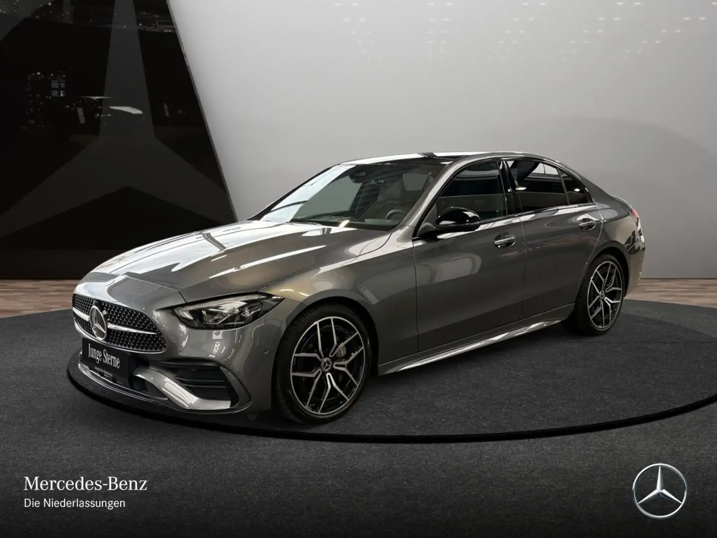 Mercedes-Benz C 180 AMG+NIGHT+PANO+360+LED+TOTW+KEYLESS+9G Grau - 2
