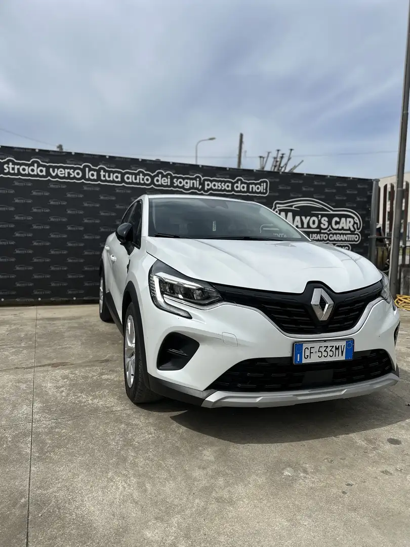 Renault Captur 1.6 E-Tech hybrid Initiale Paris 145cv auto - 1