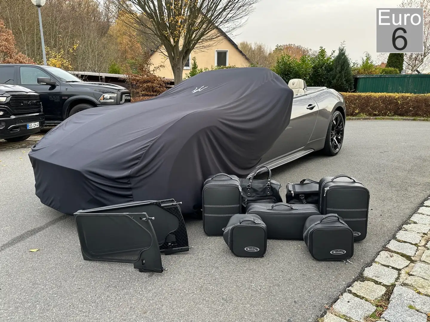 Maserati GranCabrio Sport Facelift Ferrari V8 Grau - 1