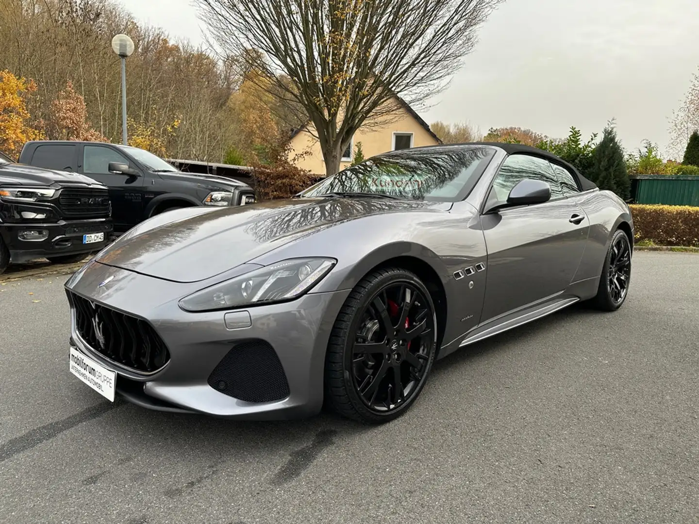 Maserati GranCabrio Sport Facelift Ferrari V8 Grau - 2