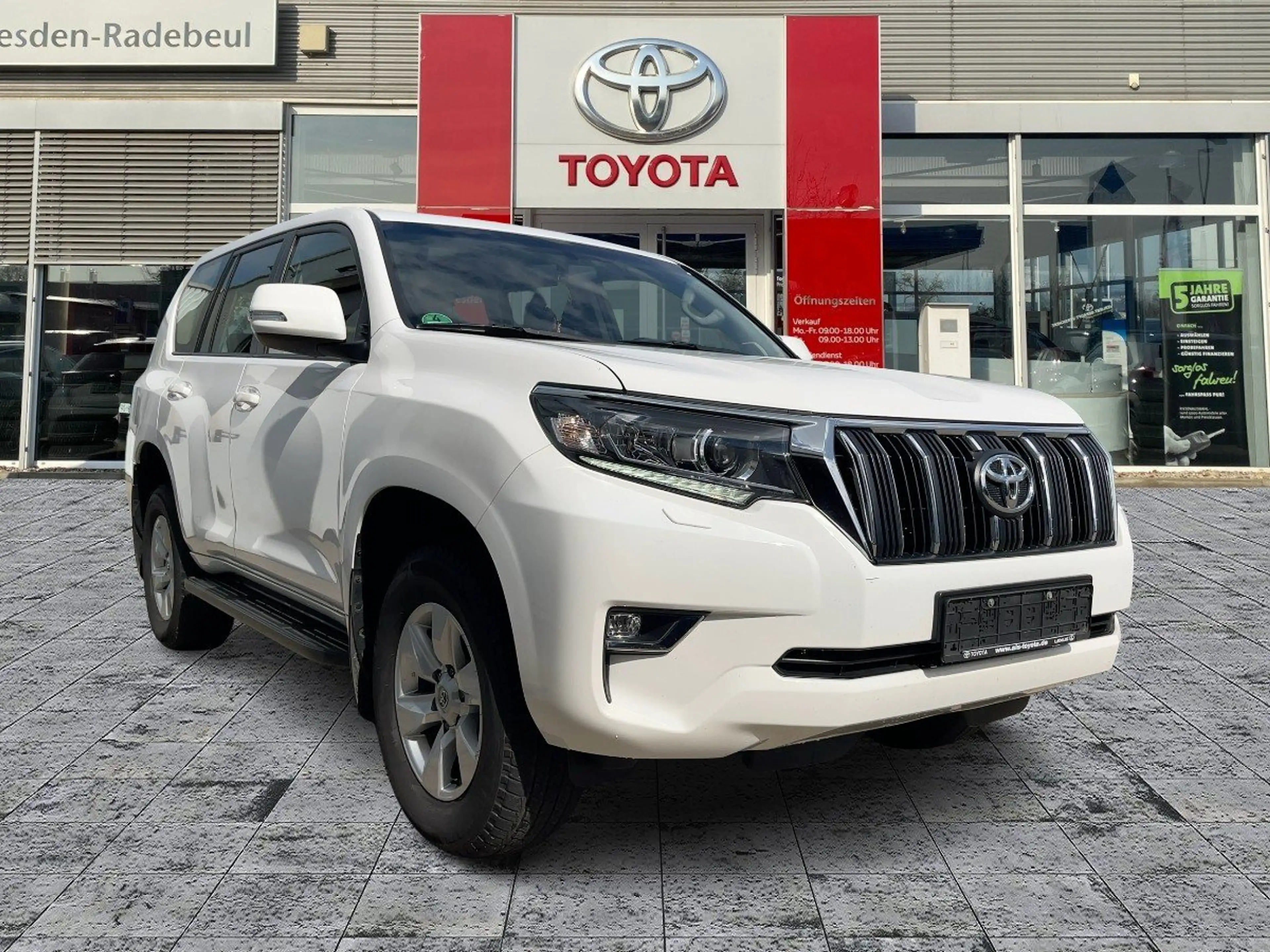 Toyota Land Cruiser 2.8 D4-D Comfort AHK*KAM*SHZ*3xKlima — photo 9