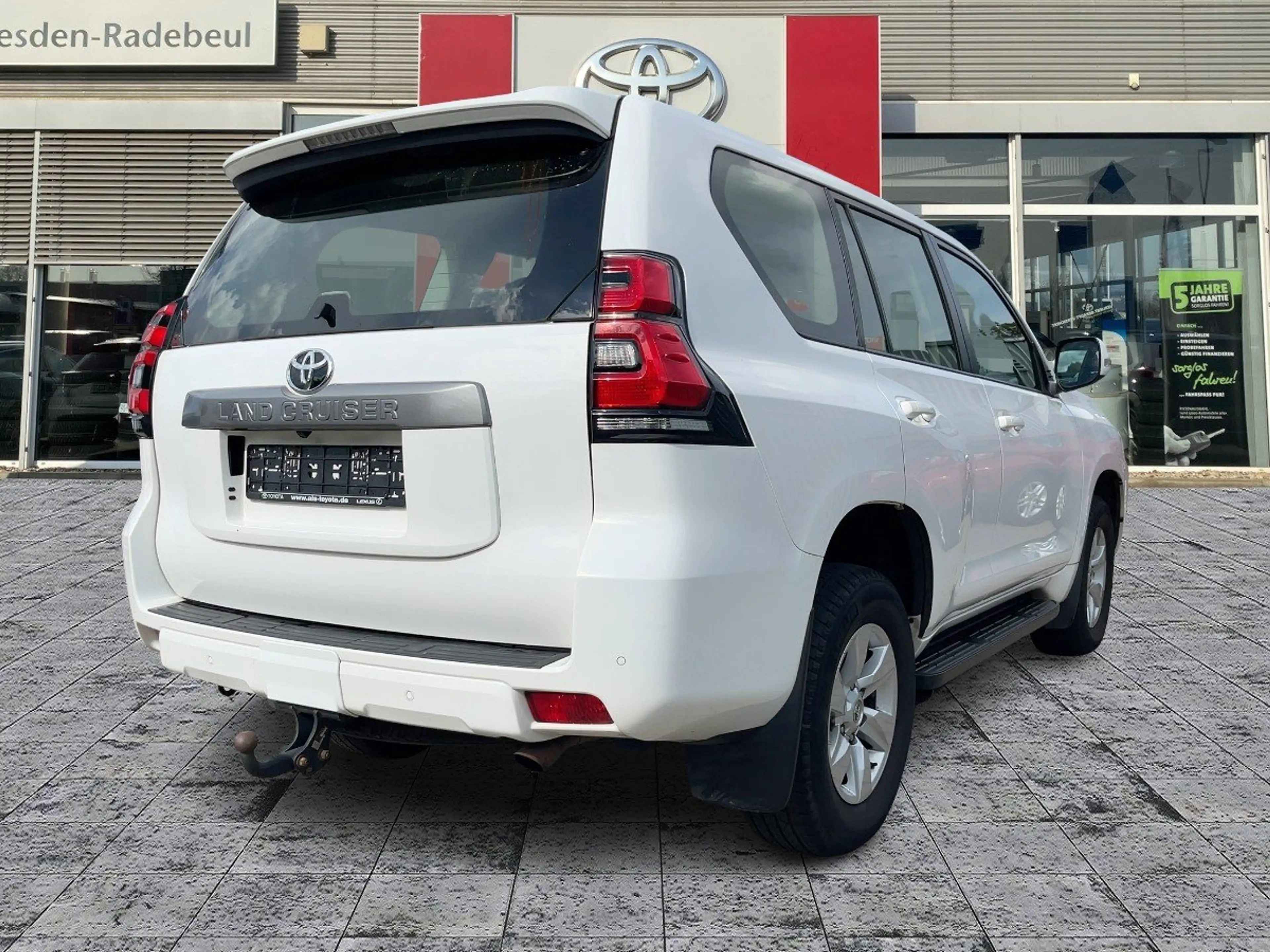 Toyota Land Cruiser 2.8 D4-D Comfort AHK*KAM*SHZ*3xKlima — photo 8