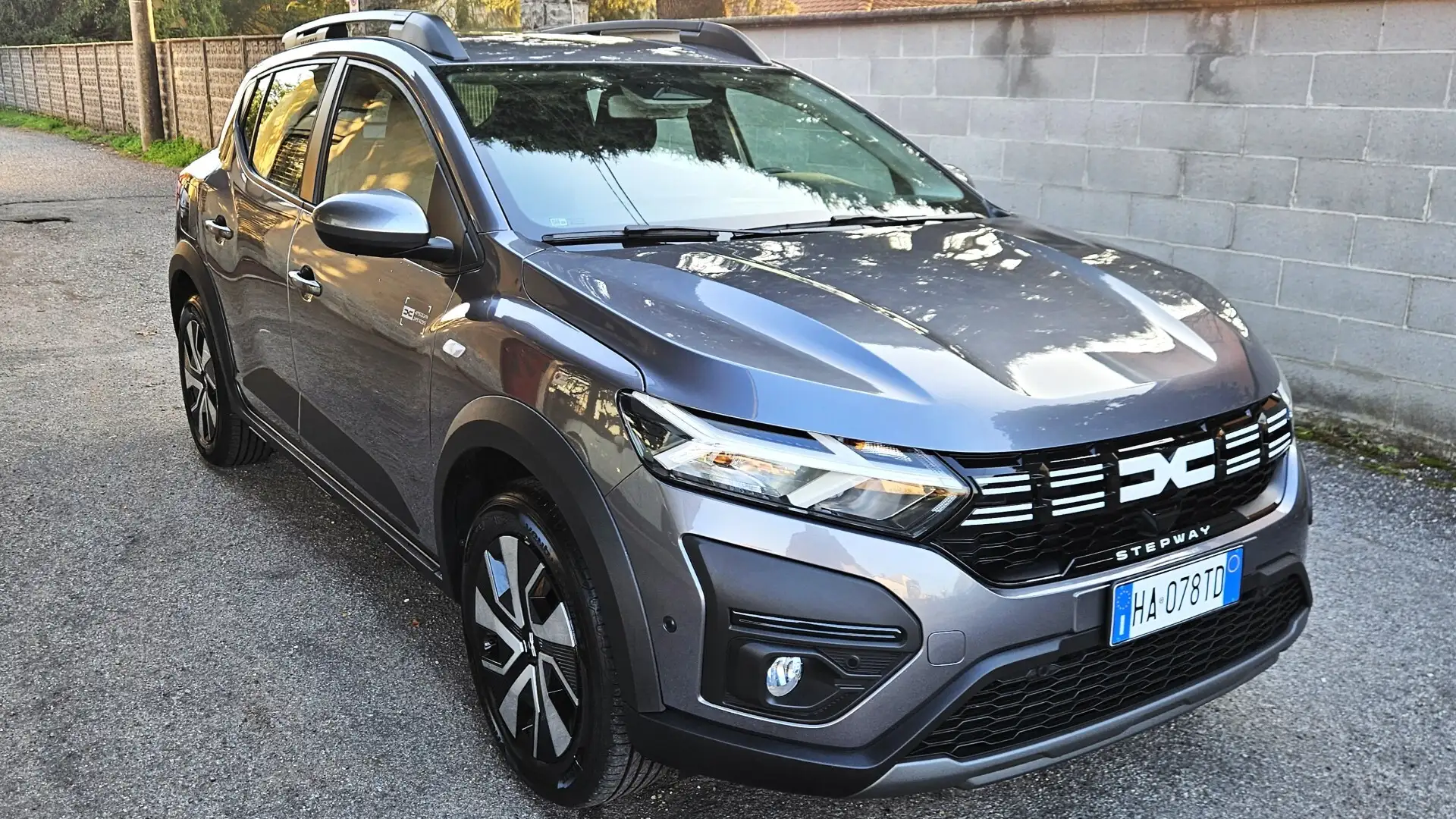 Dacia Sandero Sandero Stepway 1.0 TCe ECO-G Expression Gris - 2