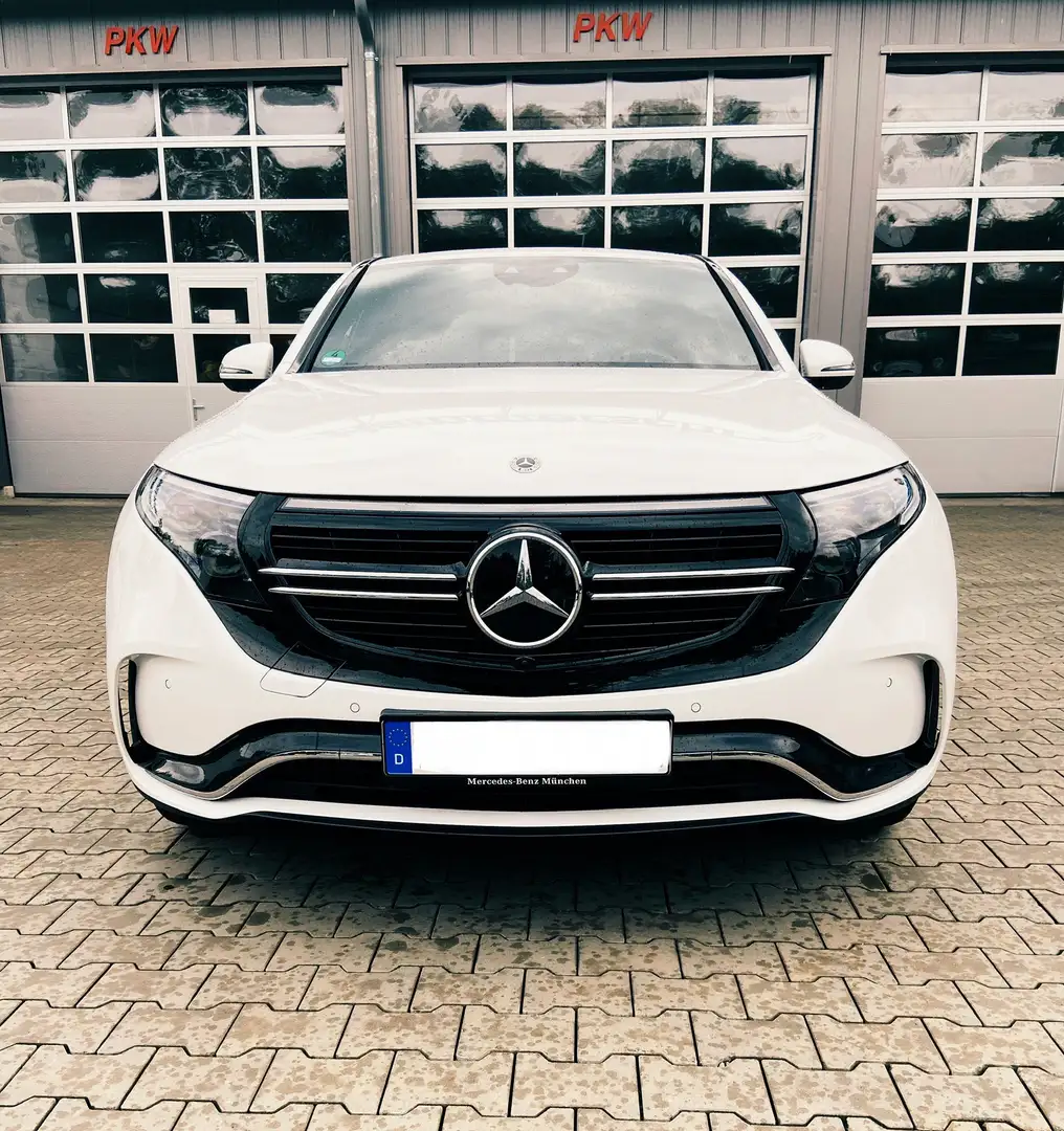 Mercedes-Benz EQC 400 4Matic AMG Line Electric Art Weiß - 2