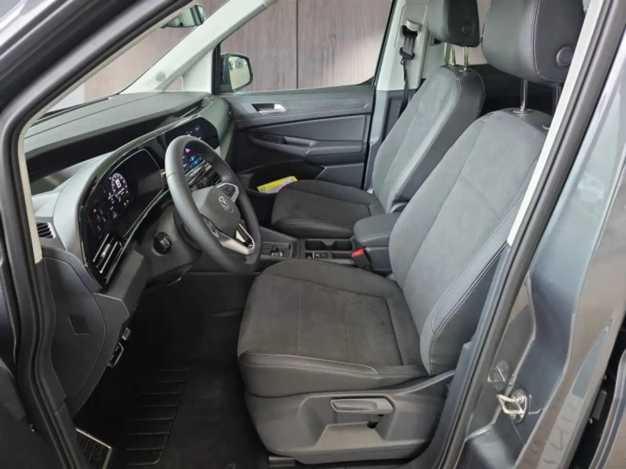 Volkswagen Caddy Maxi Style 1,5TSI DSG aAHK/LED/Navi/Kamera/Winterp 9