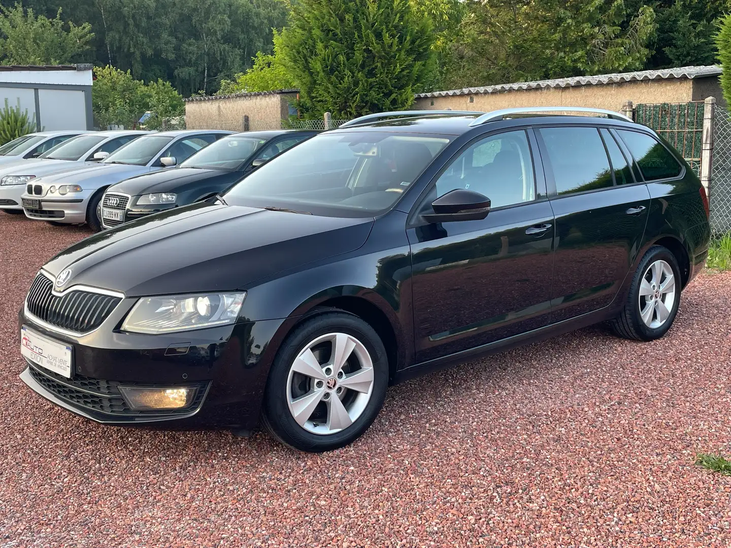 Skoda Octavia Combi 2.0 TDI 150 cv Business Plus "1ière Main" Schwarz - 1