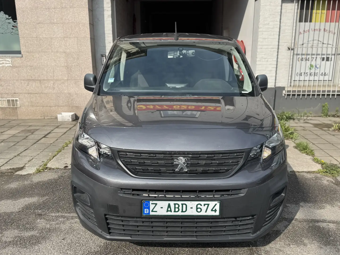 Peugeot Partner 1.6 BlueHDi L1H1 Pro 120 Grijs - 1