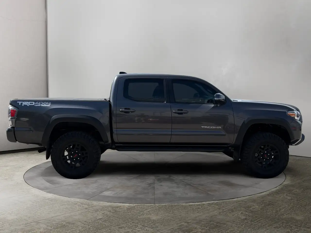 Toyota Tacoma photo Toyota Tacoma