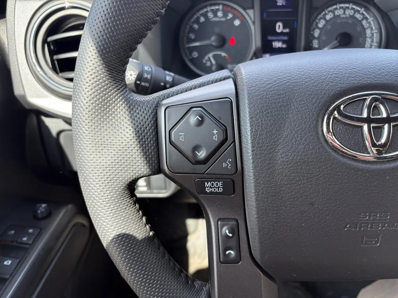 Toyota Tacoma photo Toyota Tacoma