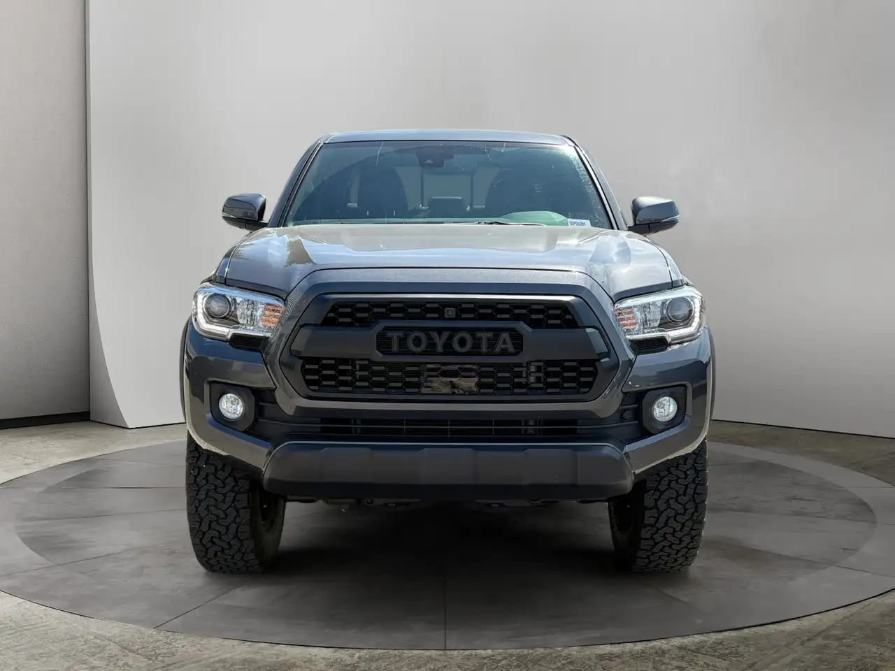 Toyota Tacoma photo Toyota Tacoma