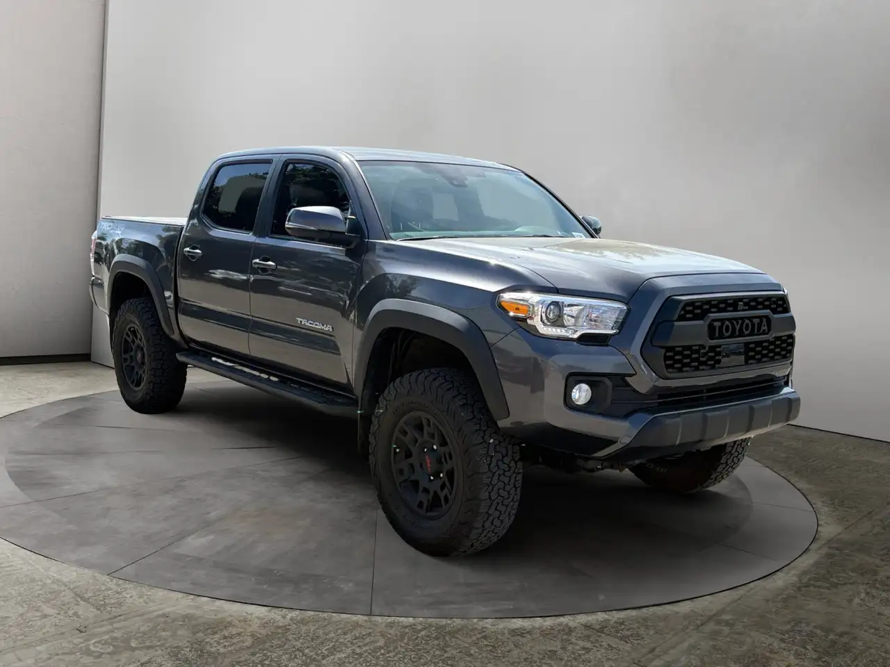Toyota Tacoma photo Toyota Tacoma