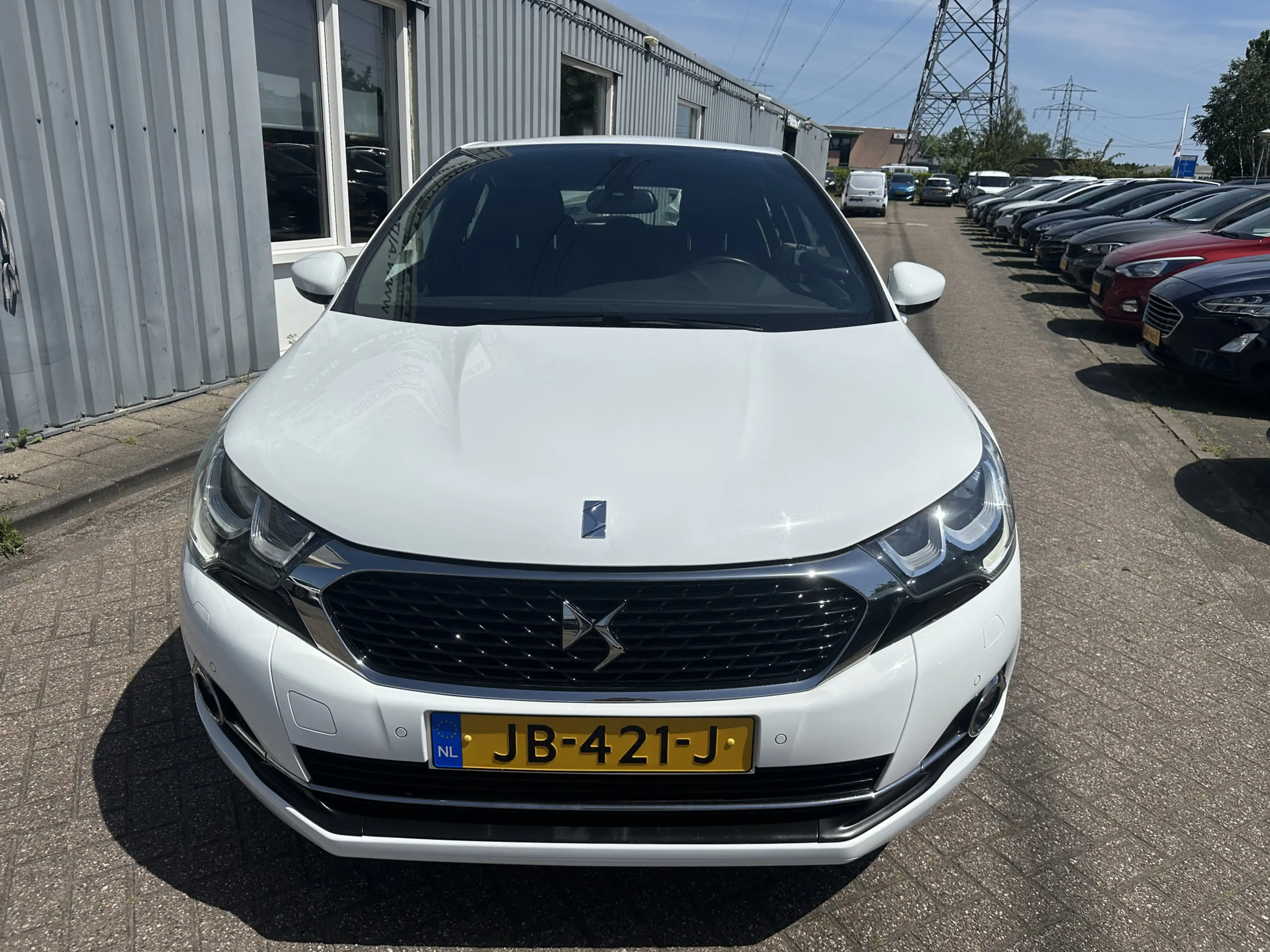 DS Automobiles DS 4 1.2 PureTech Chic — photo 2