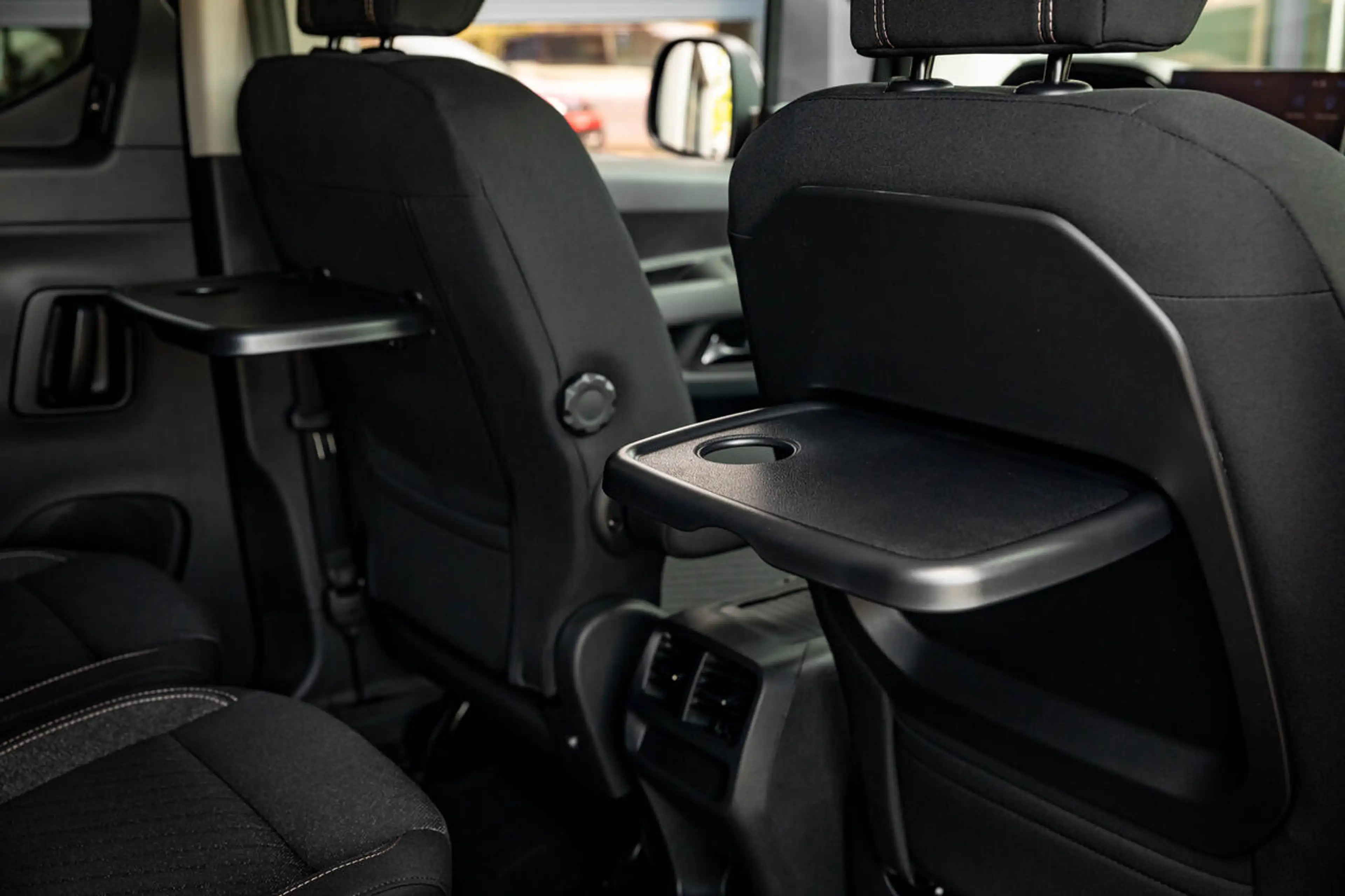 Peugeot Rifter Allure | Manueel 110 PK | MPV | LED | Camera | ... — photo 11