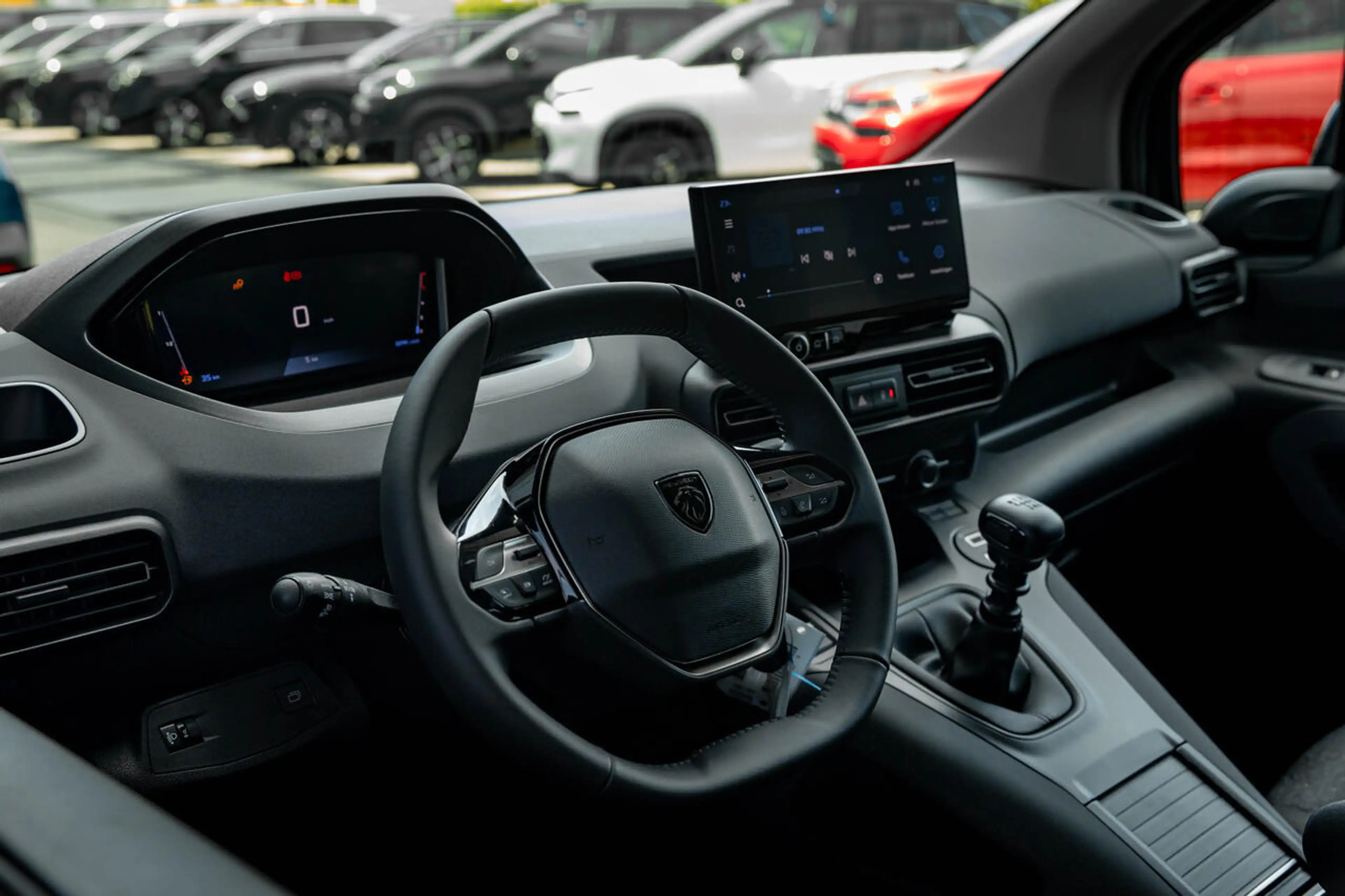 Peugeot Rifter Allure | Manueel 110 PK | MPV | LED | Camera | ... — photo 8