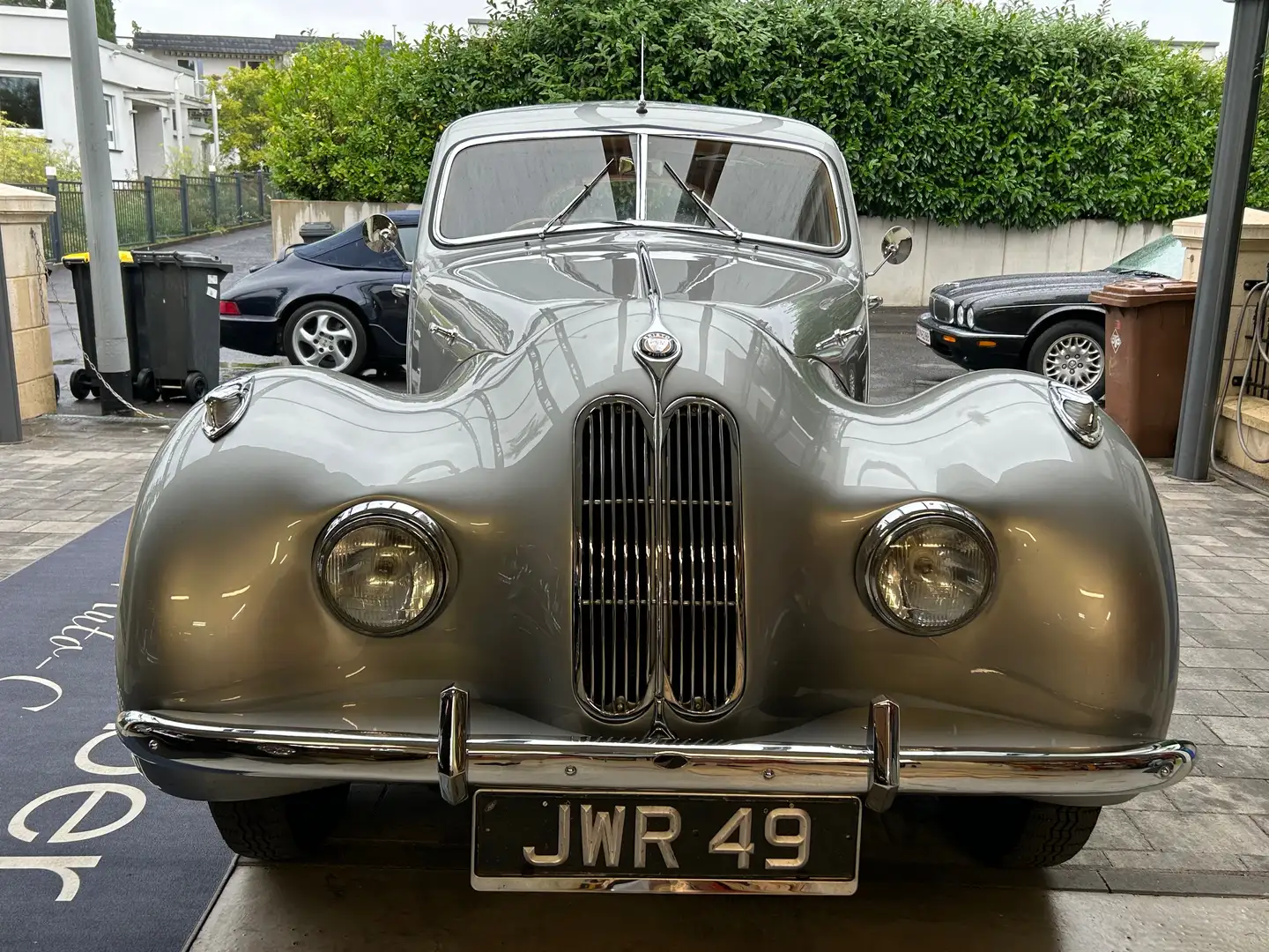 Bristol 400, nuts and bolts restauriert Gri - 2