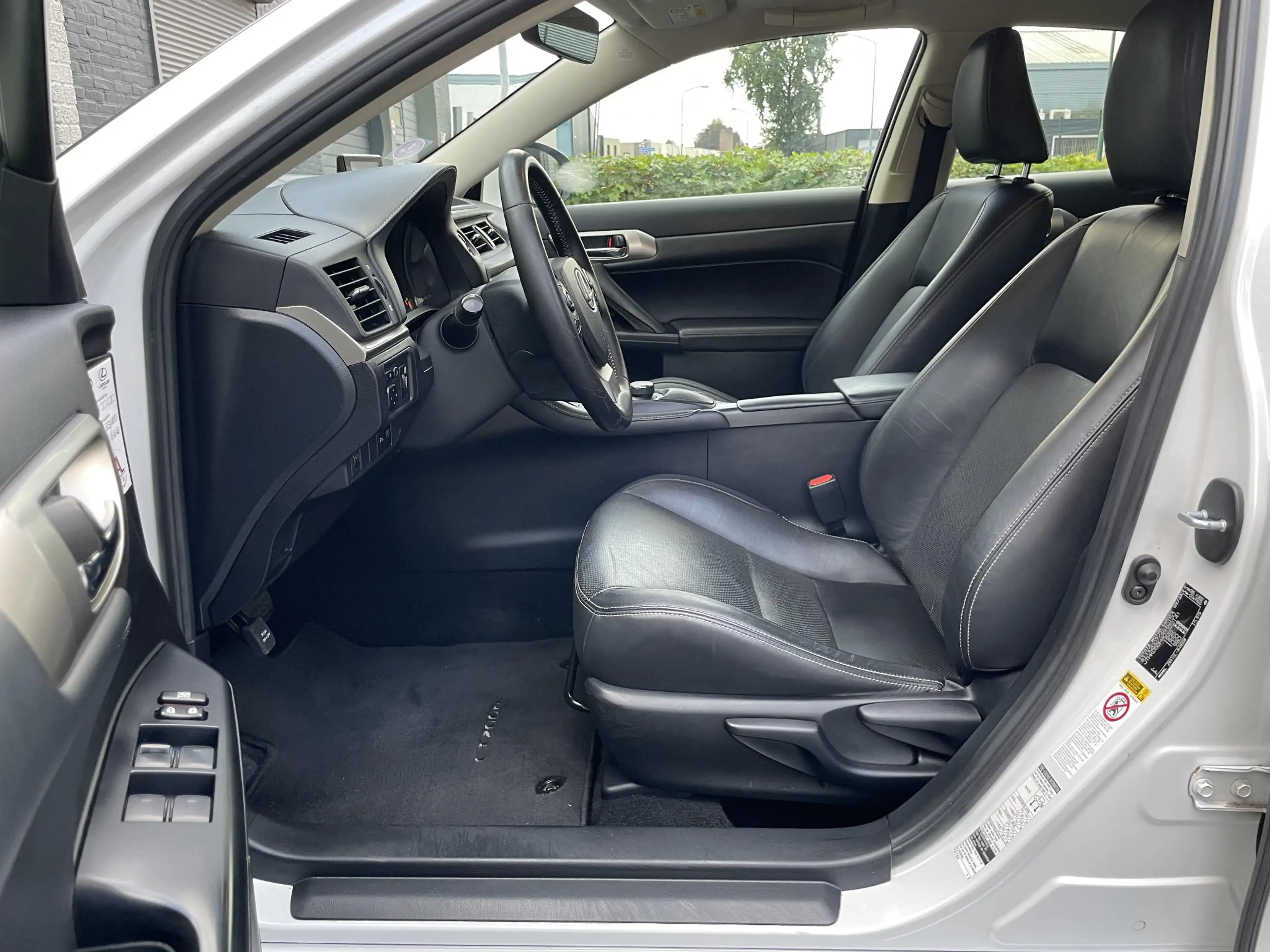 Lexus CT 200h Business Line Pro Hybrid Dealer onderhouden Garant — photo 11