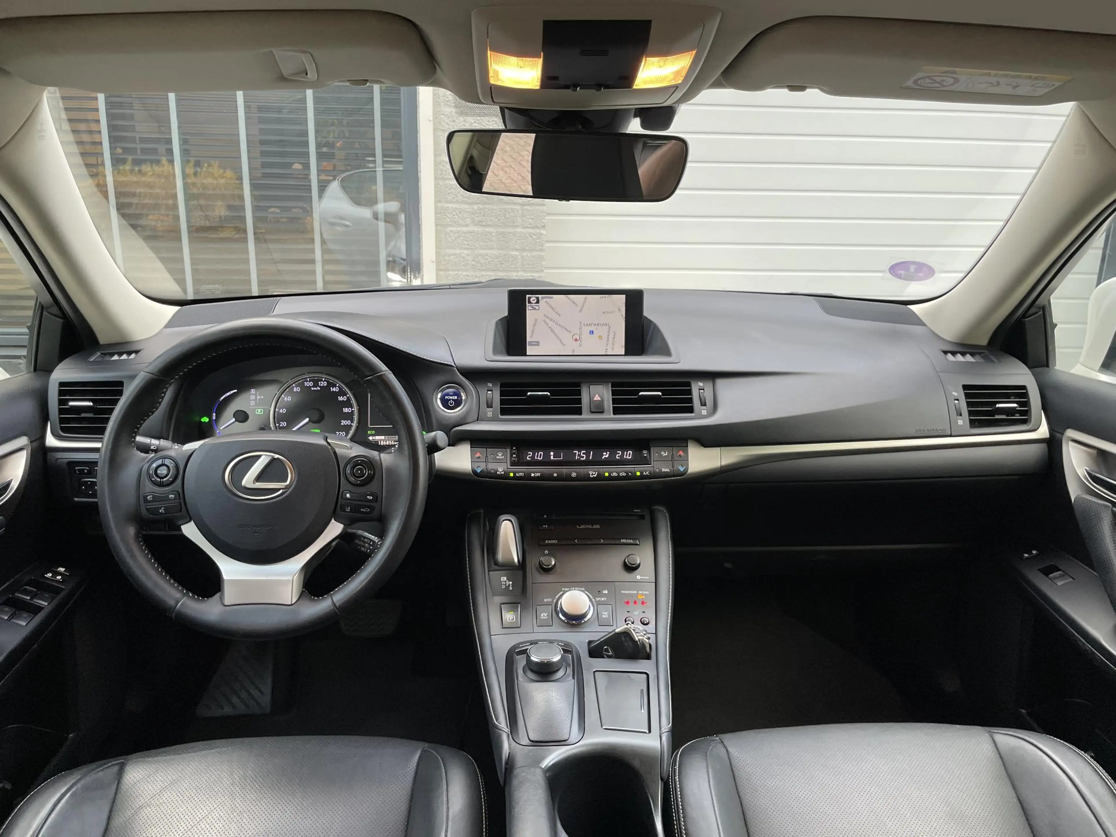 Lexus CT 200h Business Line Pro Hybrid Dealer onderhouden Garant — photo 14