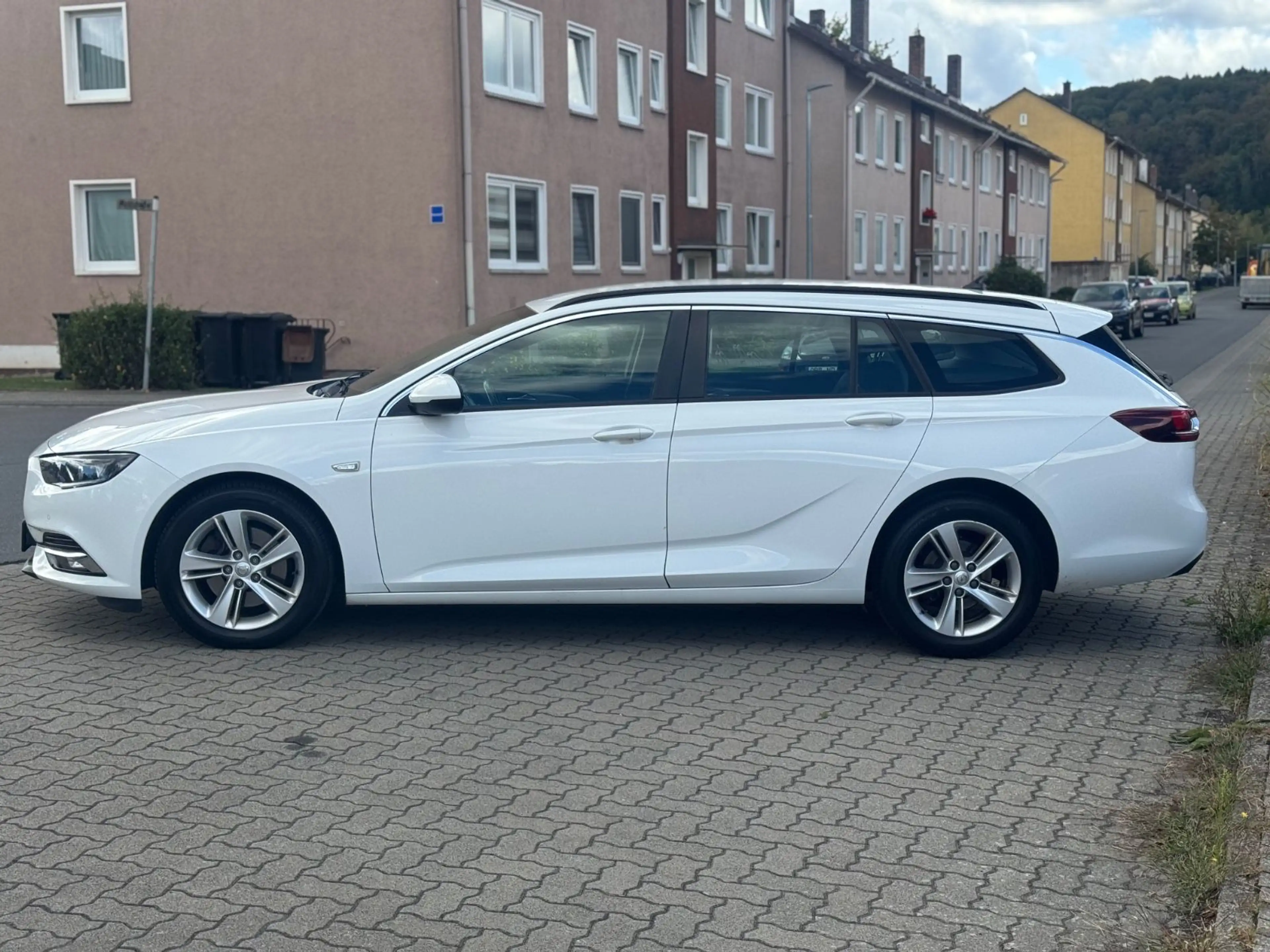 Opel Insignia Business Edition NAVI-LED-SHZ-AHK-SPUR — photo 3