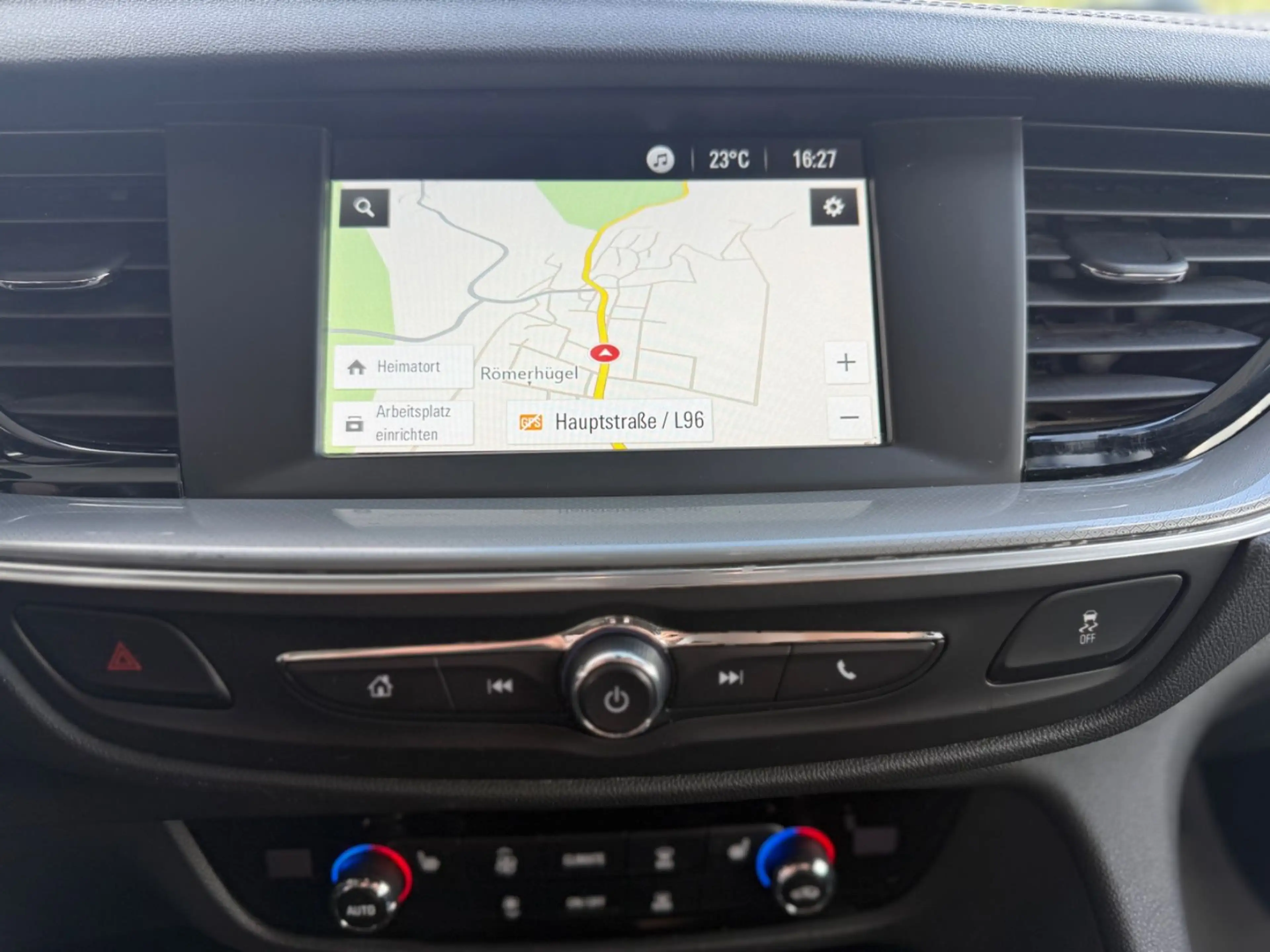 Opel Insignia Business Edition NAVI-LED-SHZ-AHK-SPUR — photo 12
