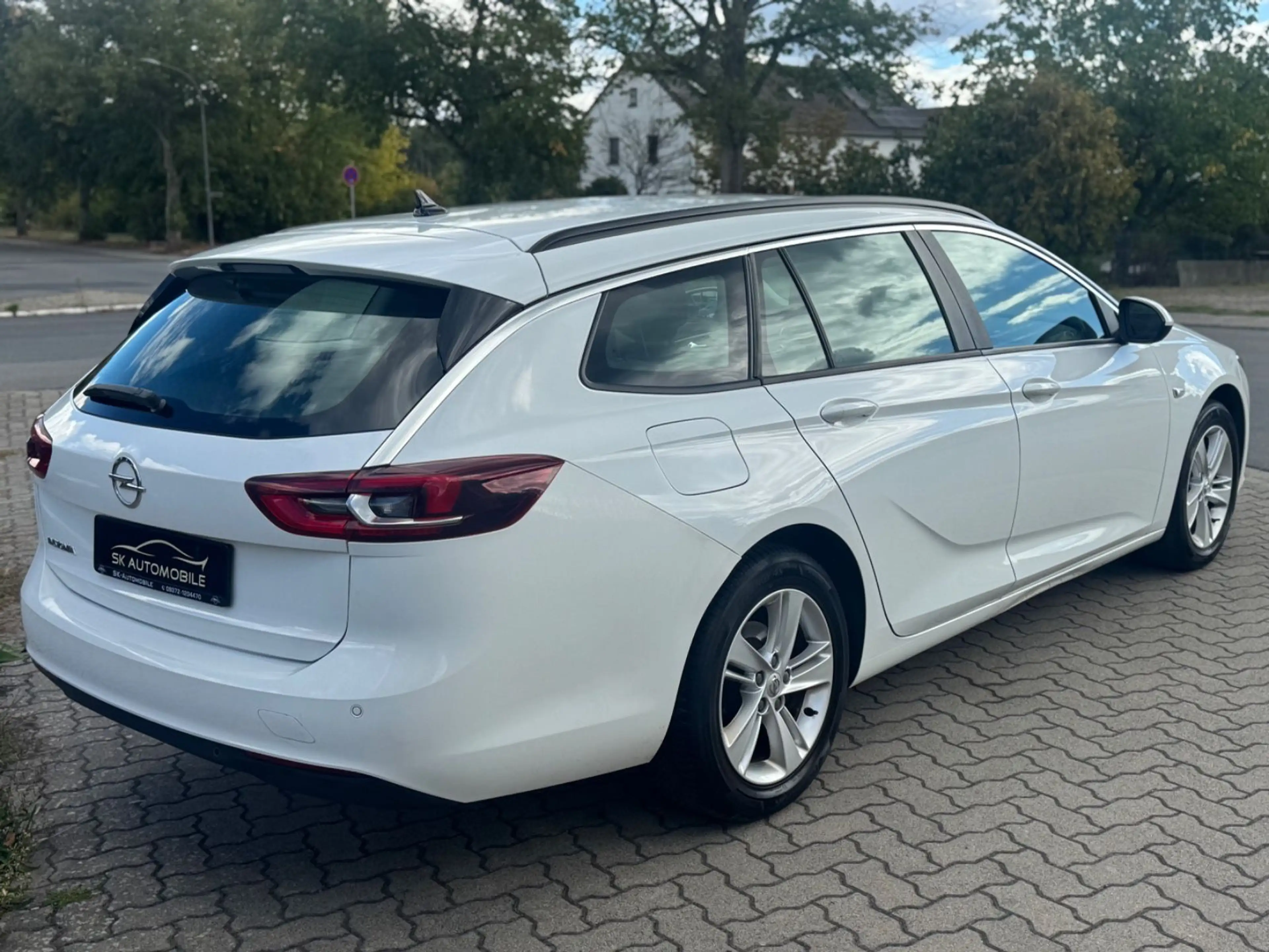 Opel Insignia Business Edition NAVI-LED-SHZ-AHK-SPUR — photo 4