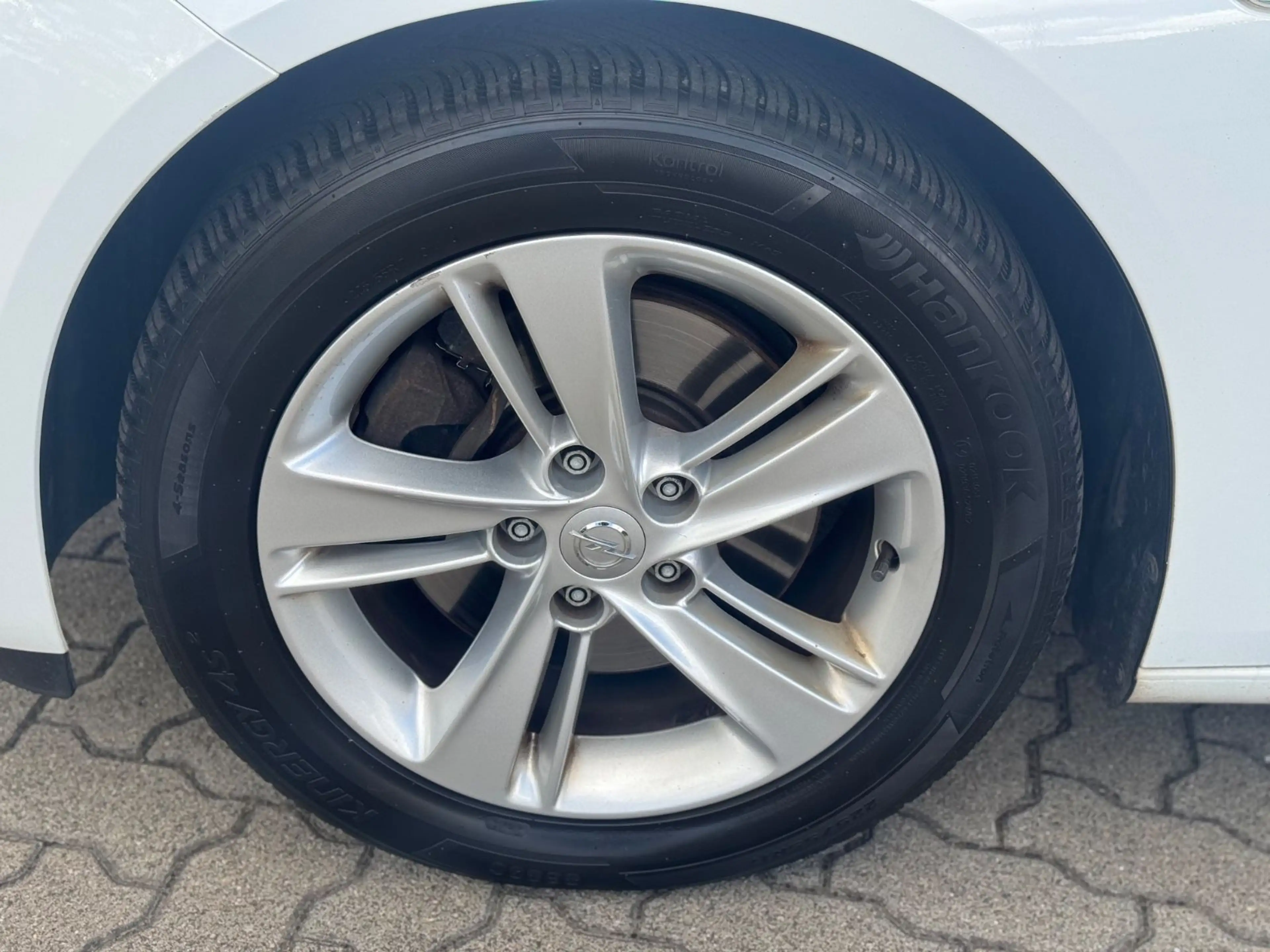 Opel Insignia Business Edition NAVI-LED-SHZ-AHK-SPUR — photo 17