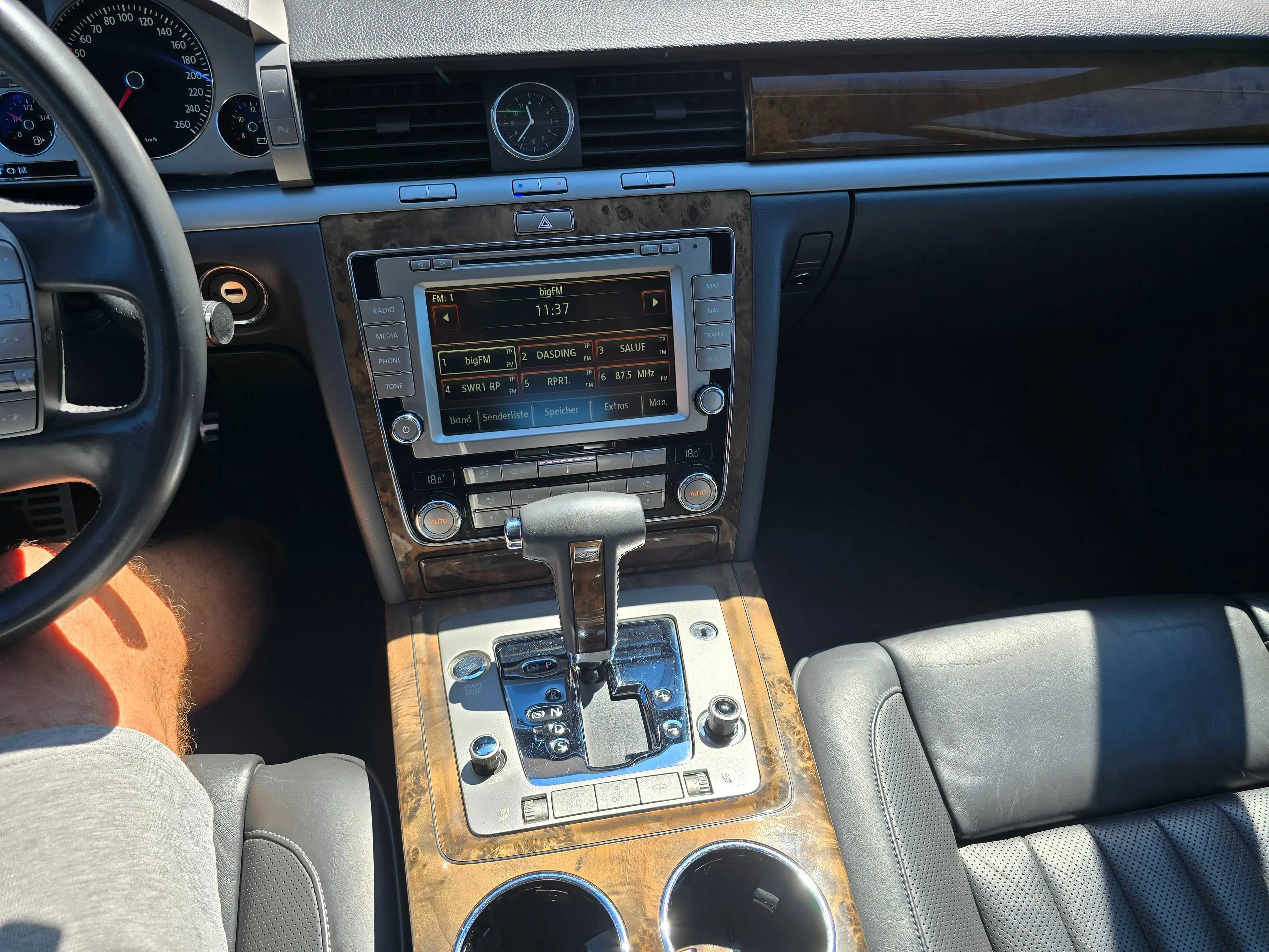 Volkswagen Phaeton V6 TDI 5-Sitzer 4Motion — photo 6