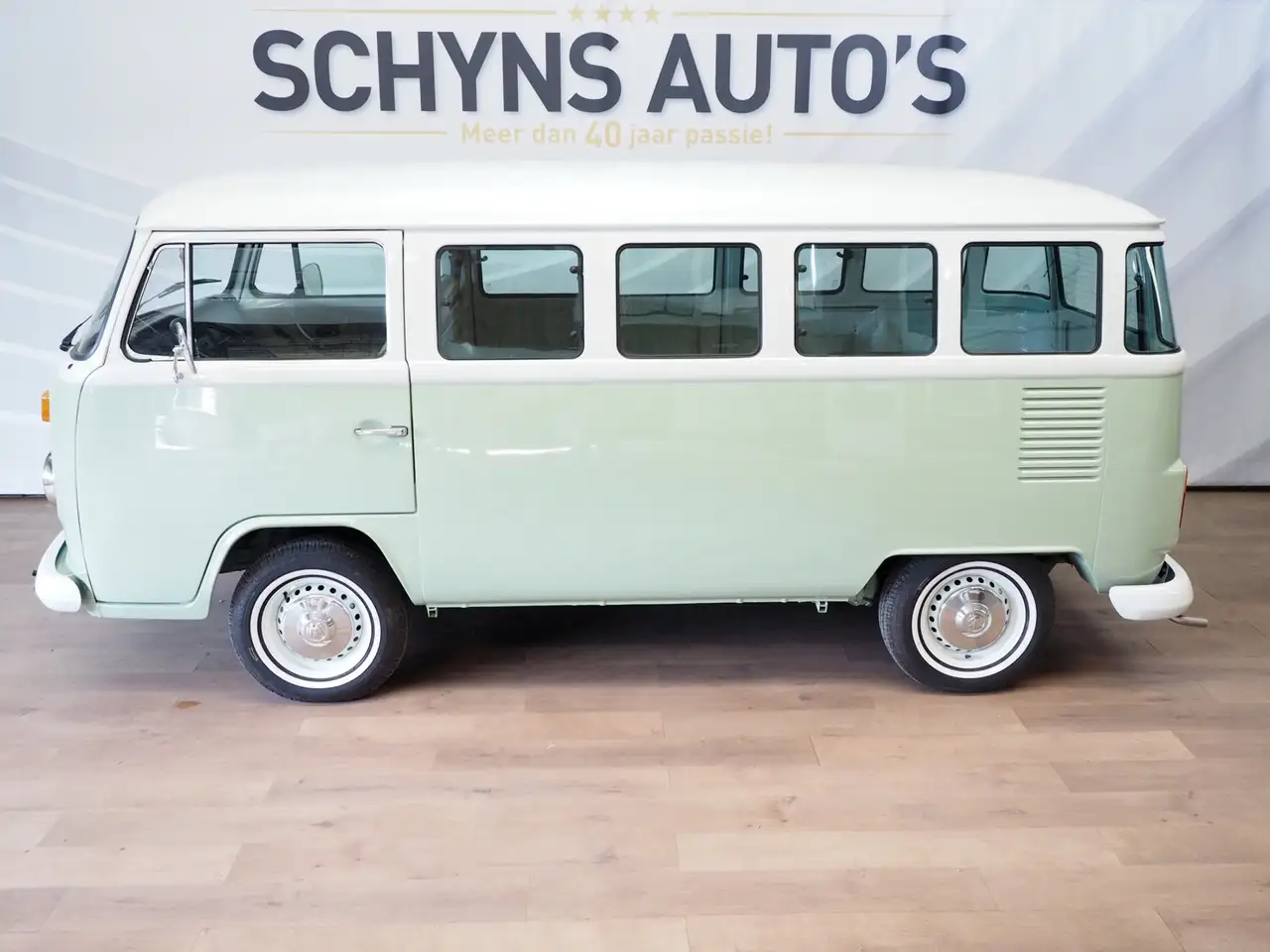Volkswagen Bus