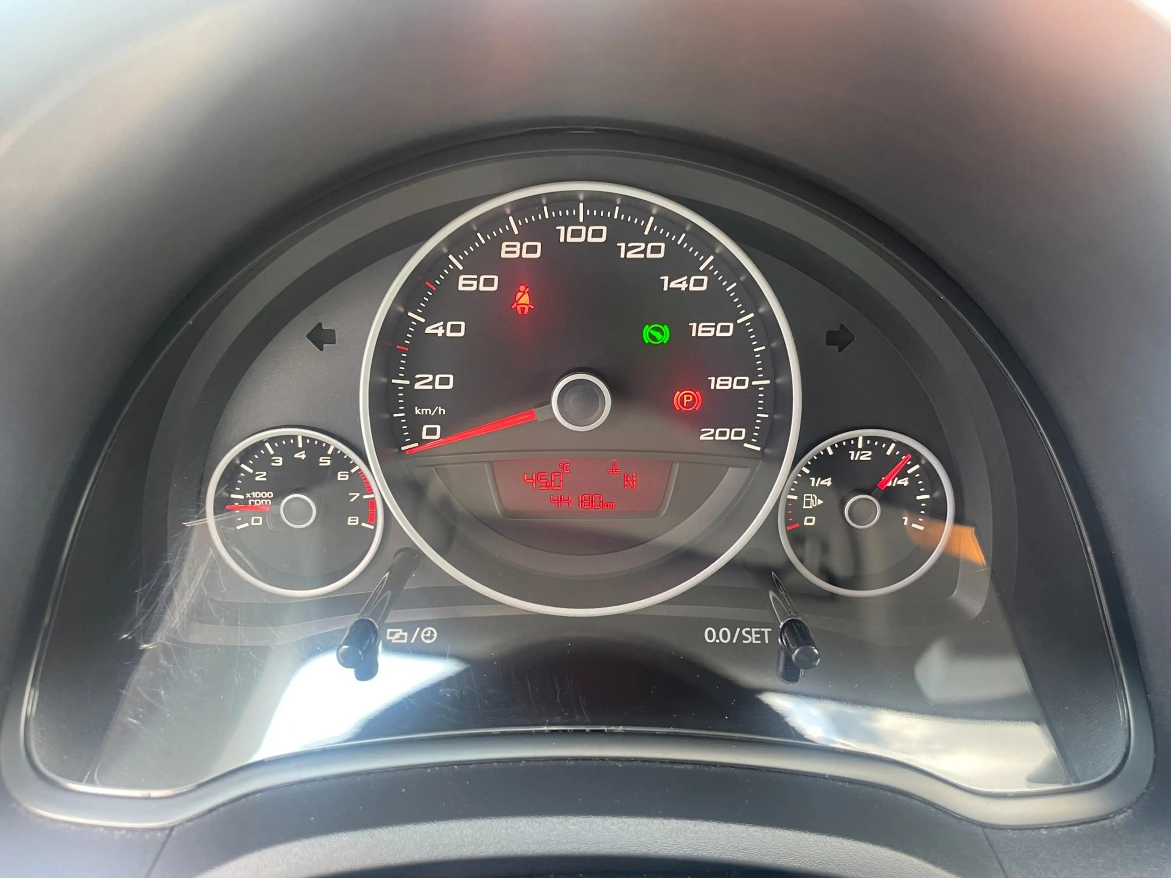 SEAT Mii 1.0 Sport Connect — photo 12